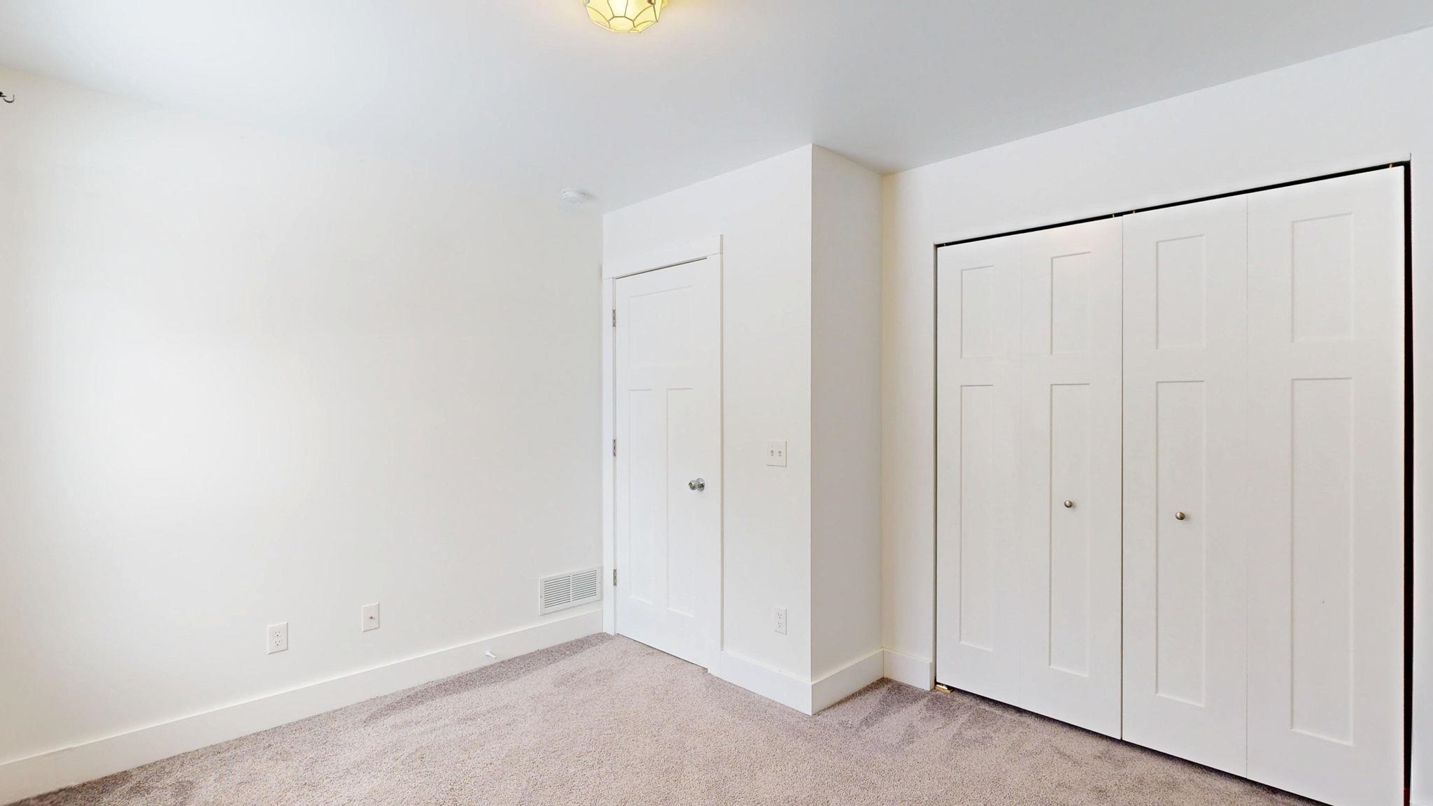 2578 White Pine Property Photo 31