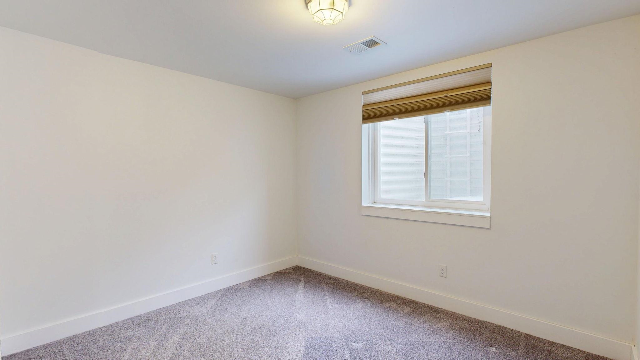 2578 White Pine Property Photo 35