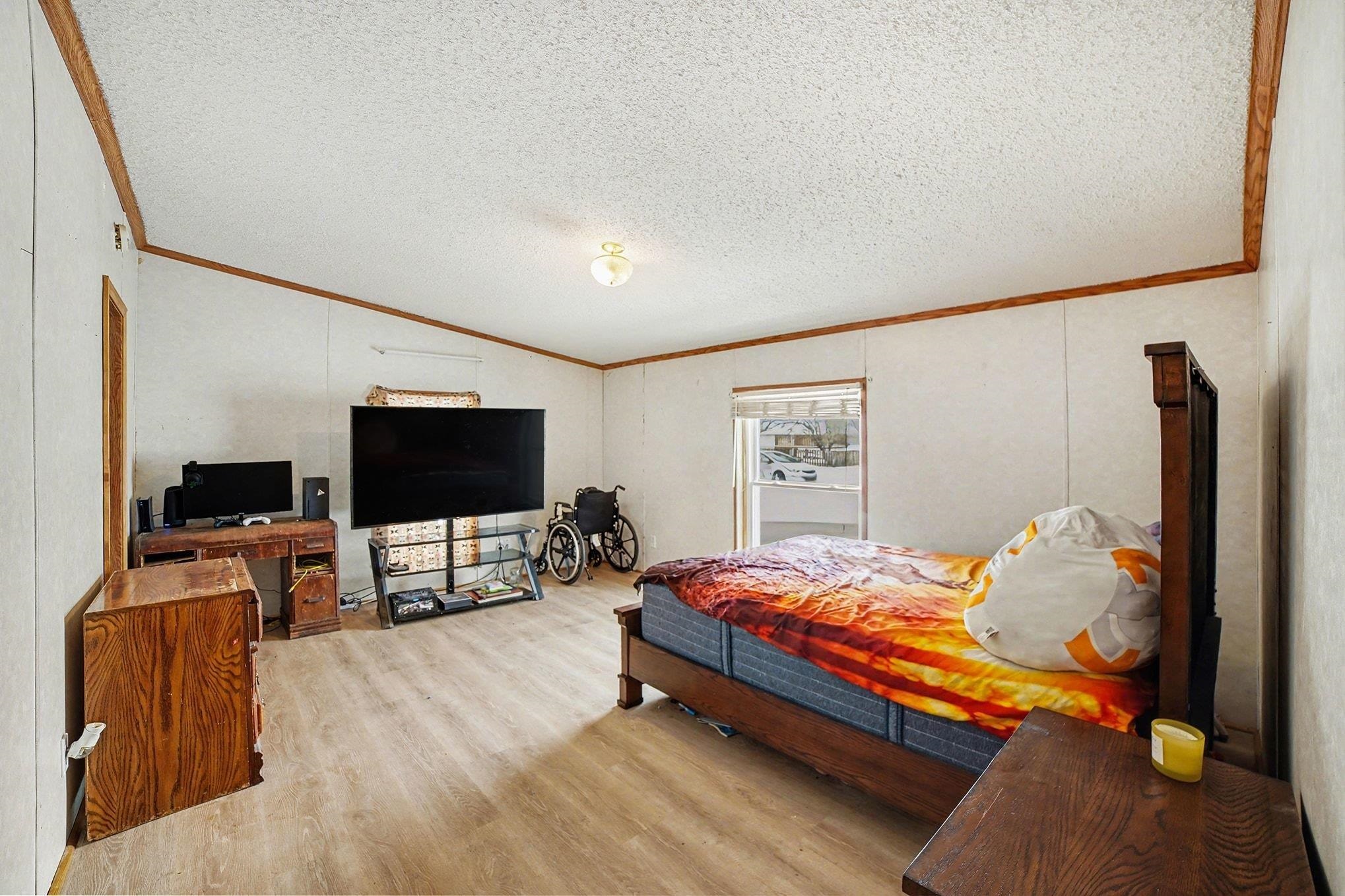 147 E Elm Street Property Photo 11