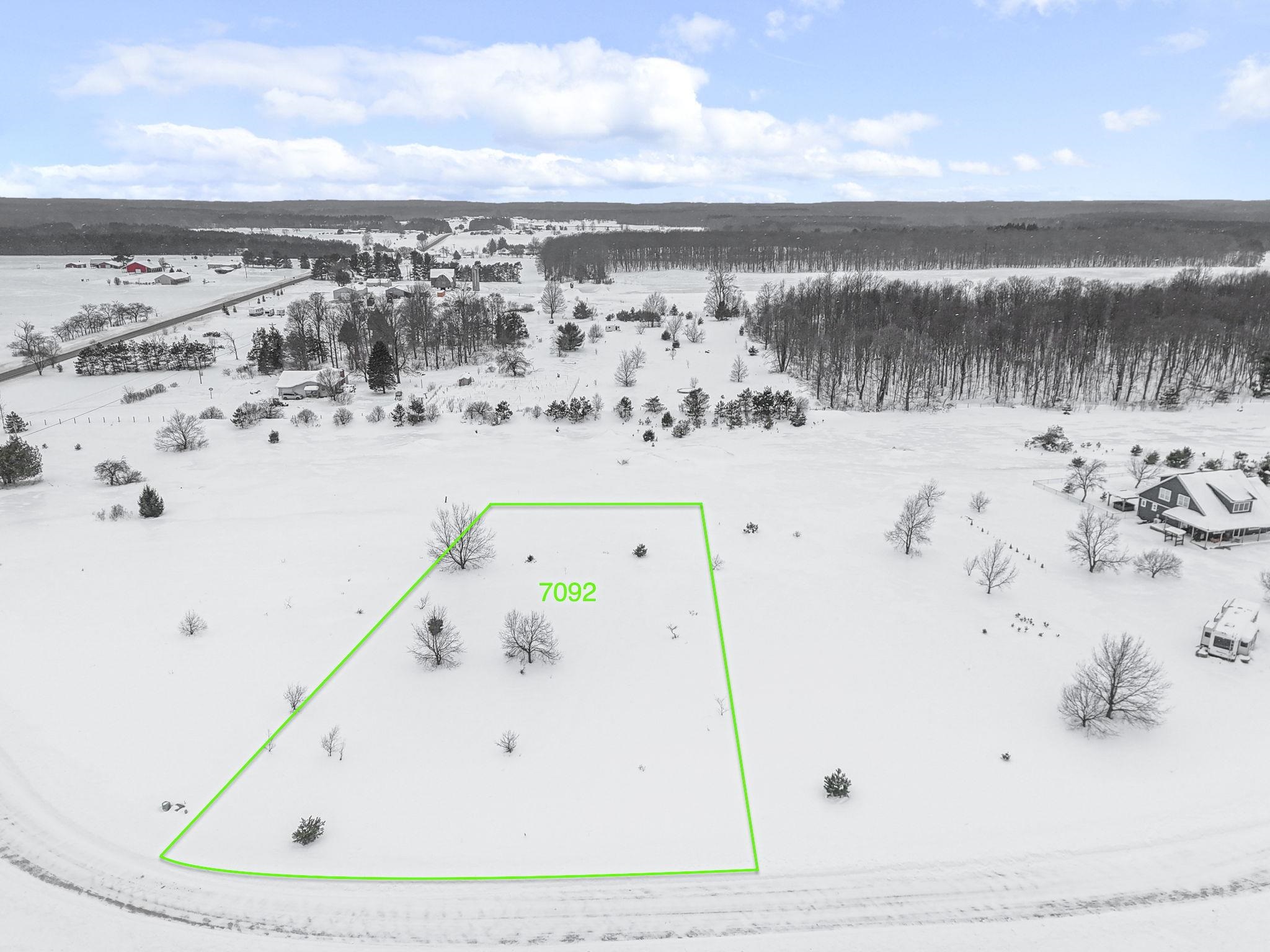 7092 Misty Lane Property Photo 1