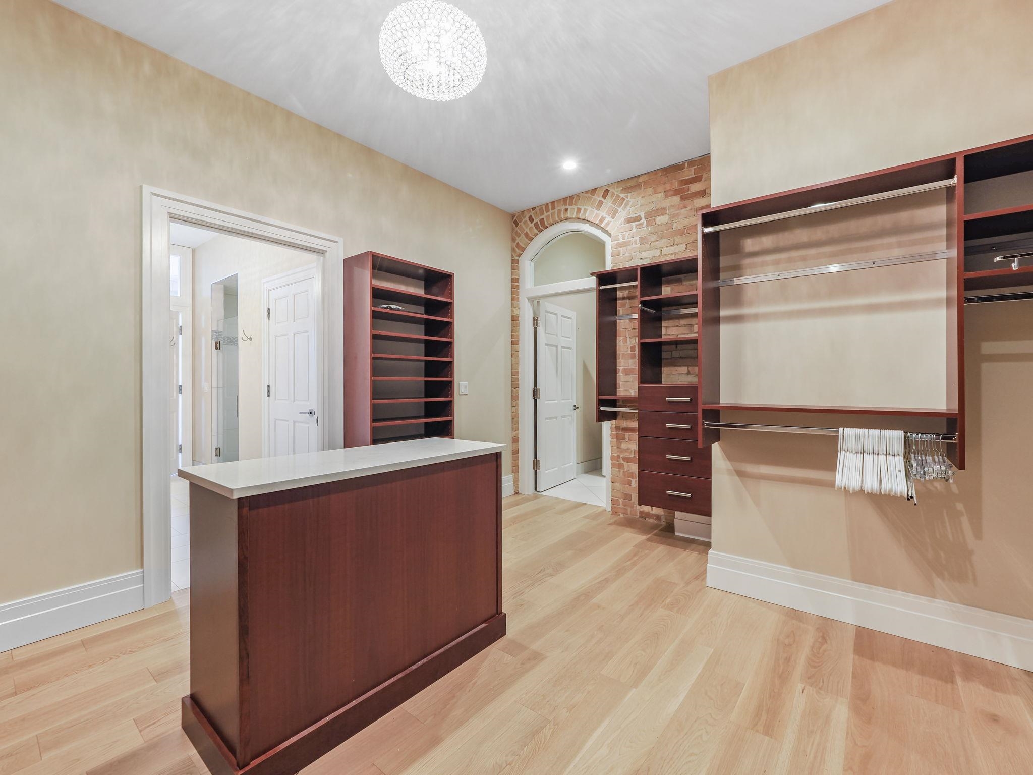 109 E Front Street Property Photo 38