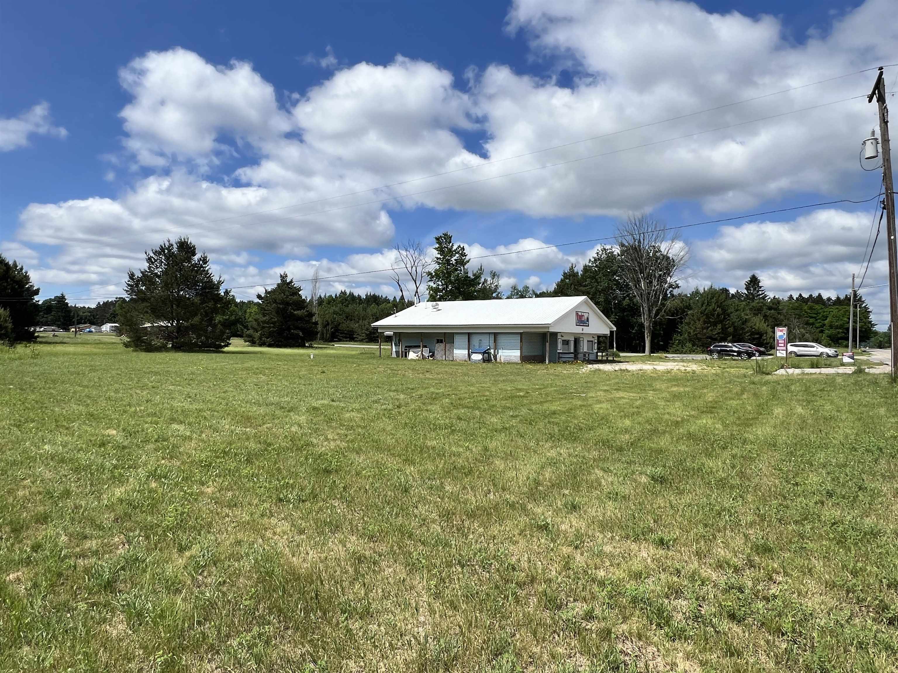 6020 E 34 Road Property Photo 1
