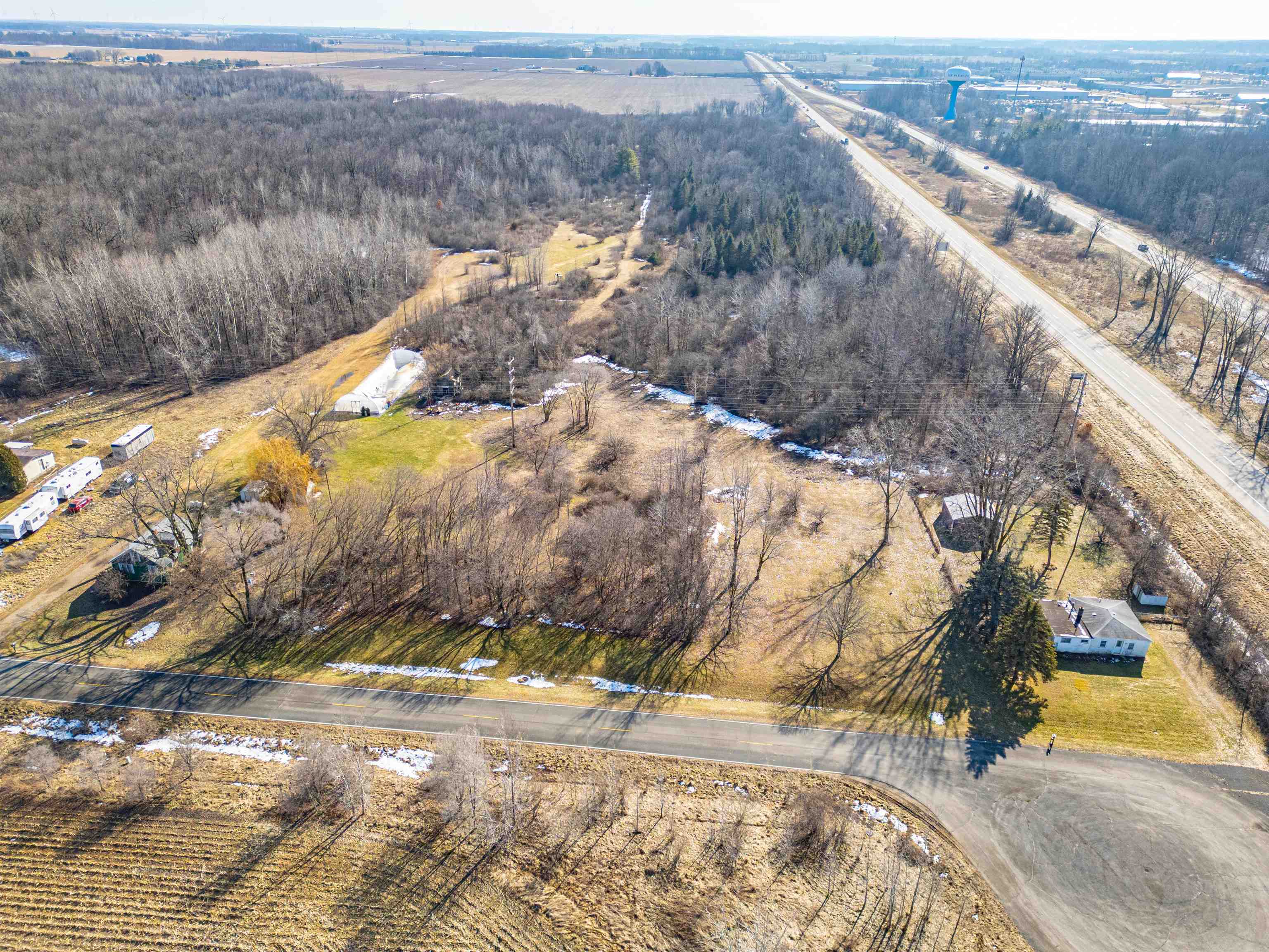 5612 E Remus Road Property Photo 1