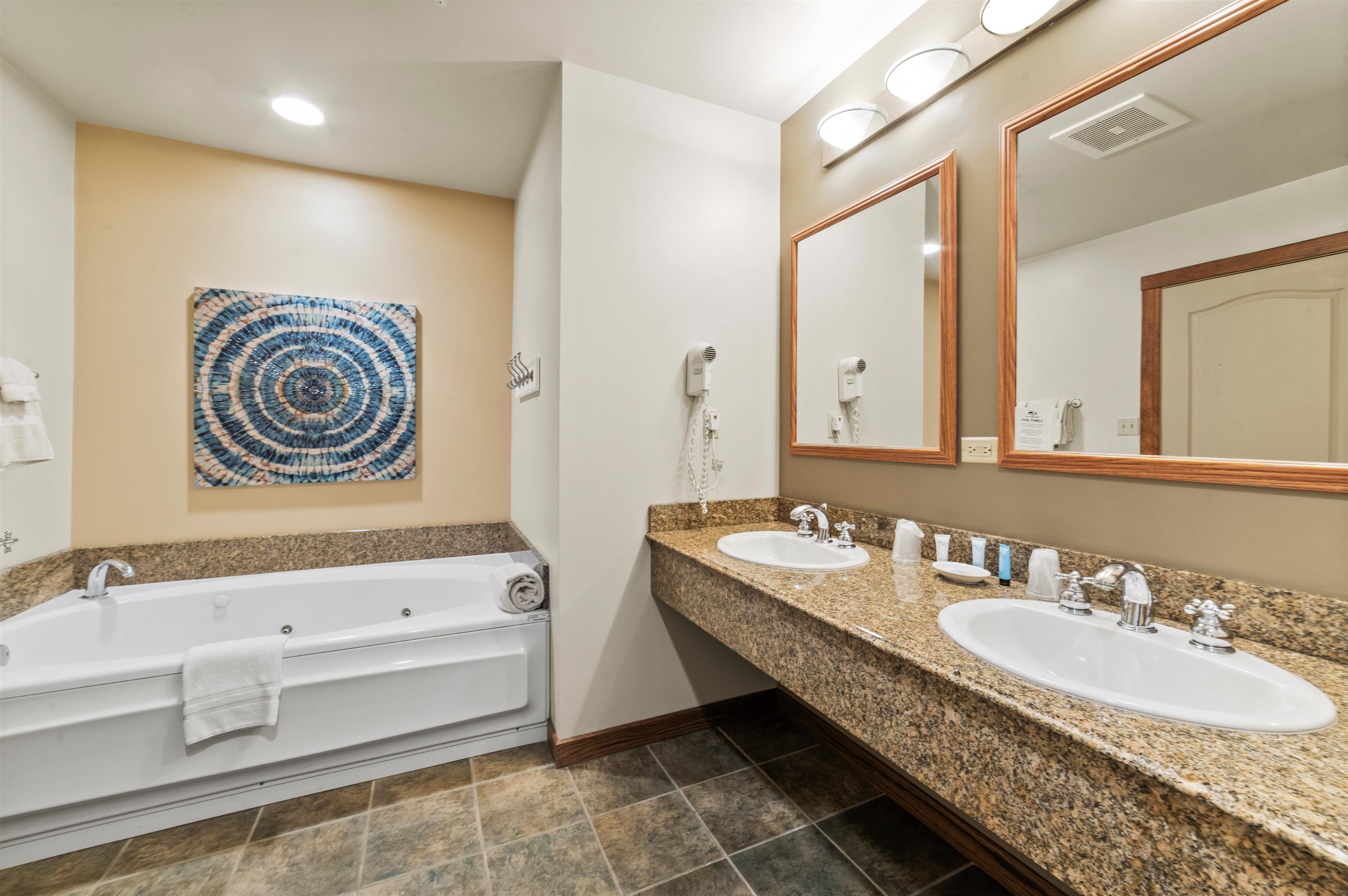 2400 Troon South Property Photo 16