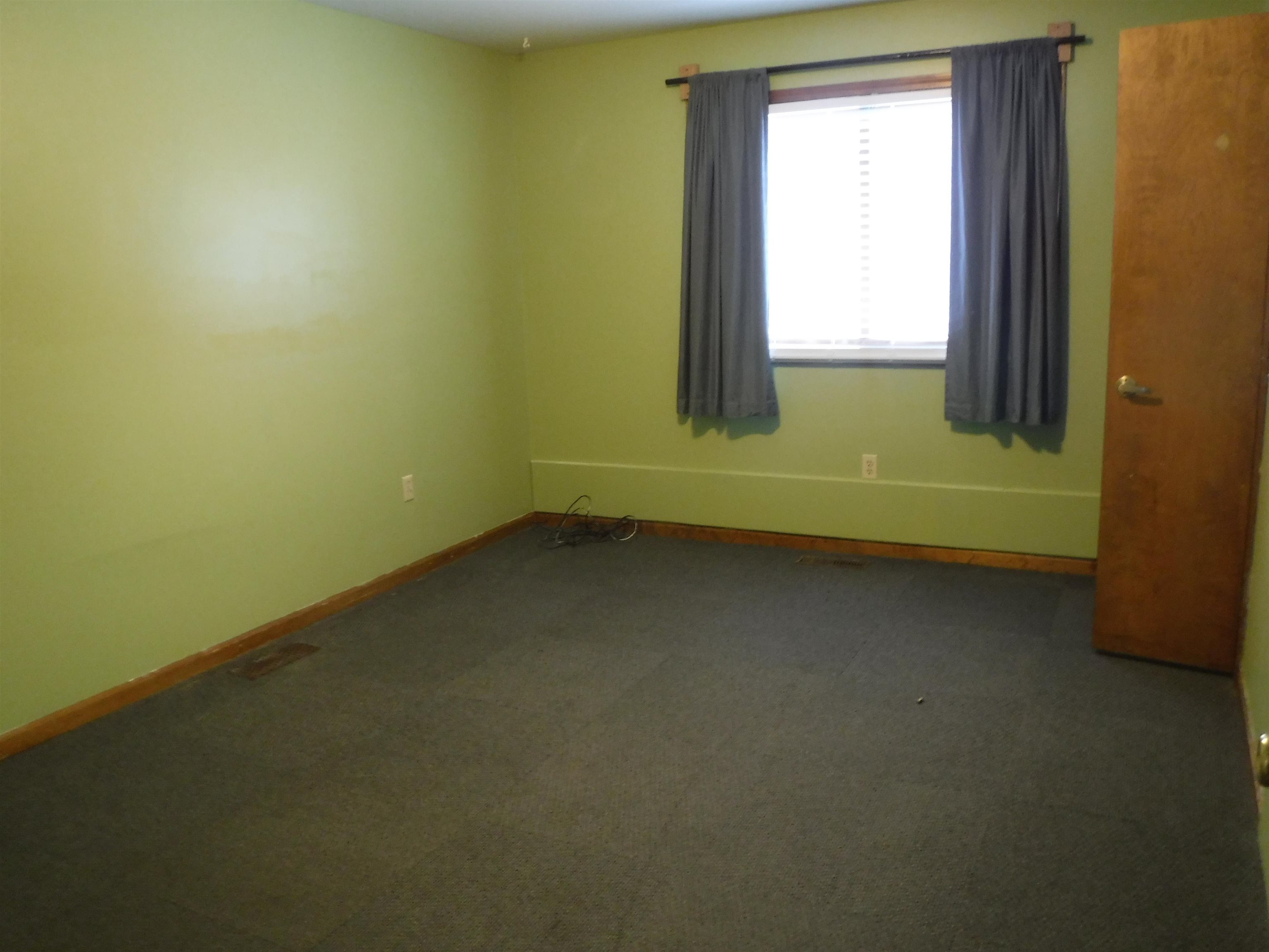 329 W Main Street Property Photo 14