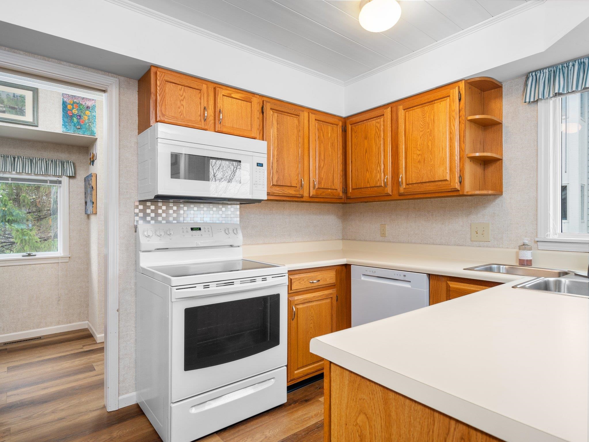 710 Centre Place Property Photo 16