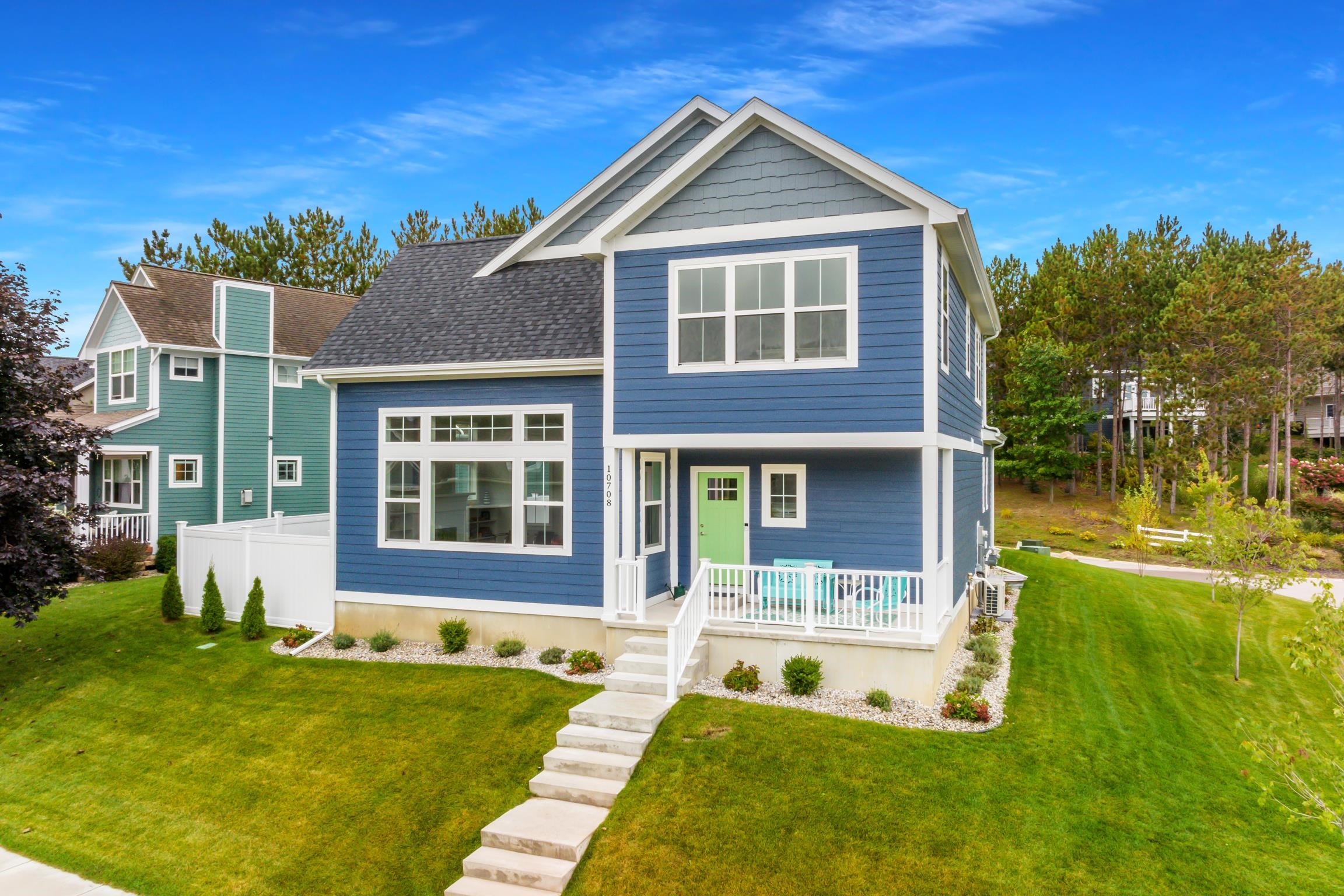 10708 Shrewbury Street Property Photo 1