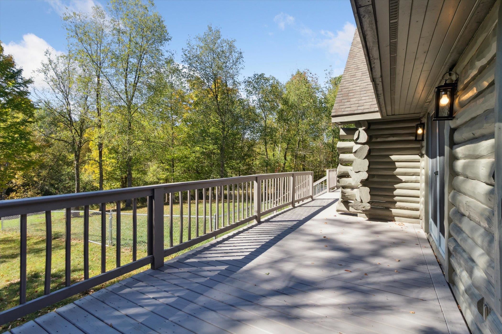 751 Hunters Ridge Property Photo 6