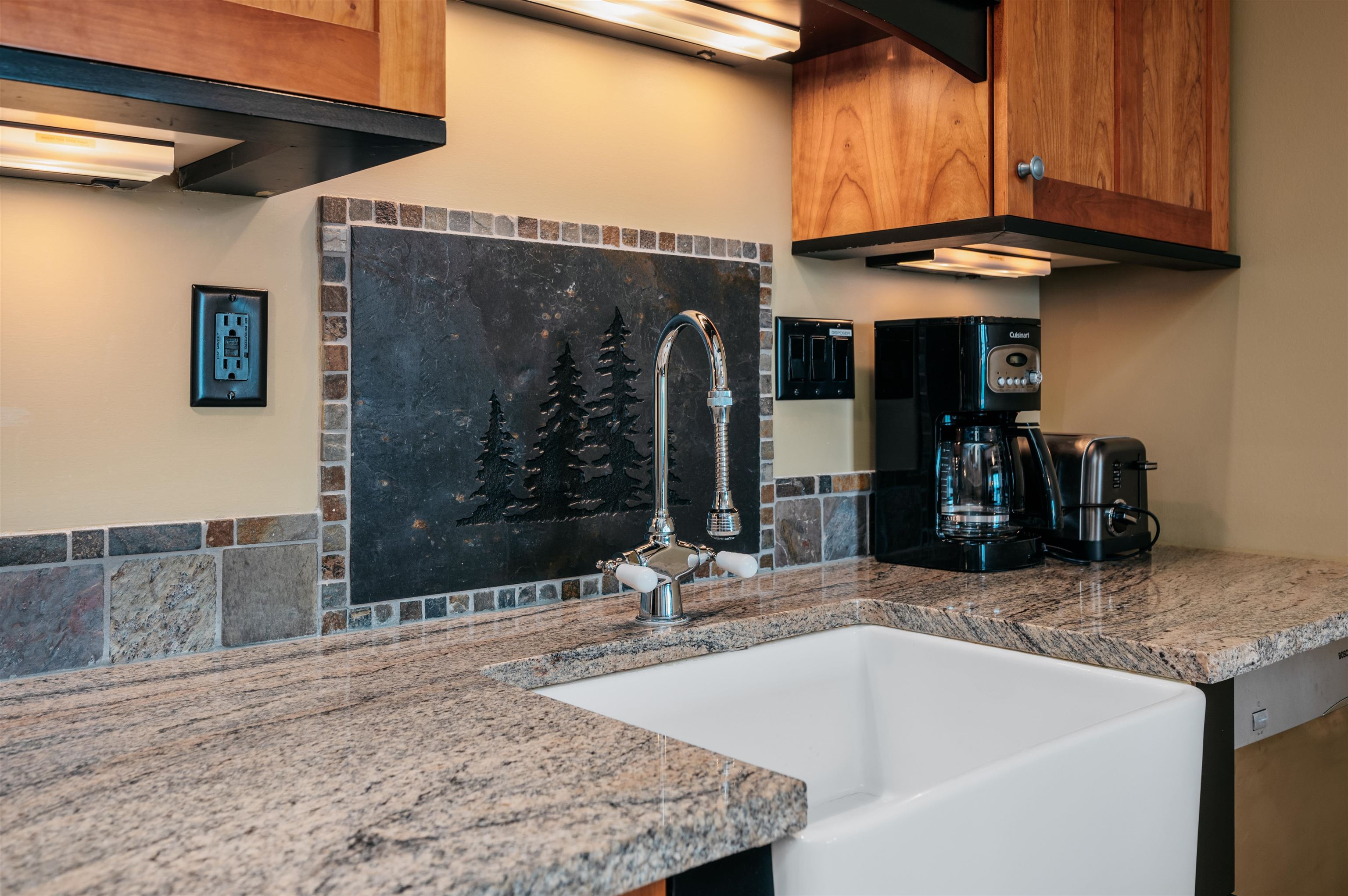2035 N Us-31 N Property Photo 11