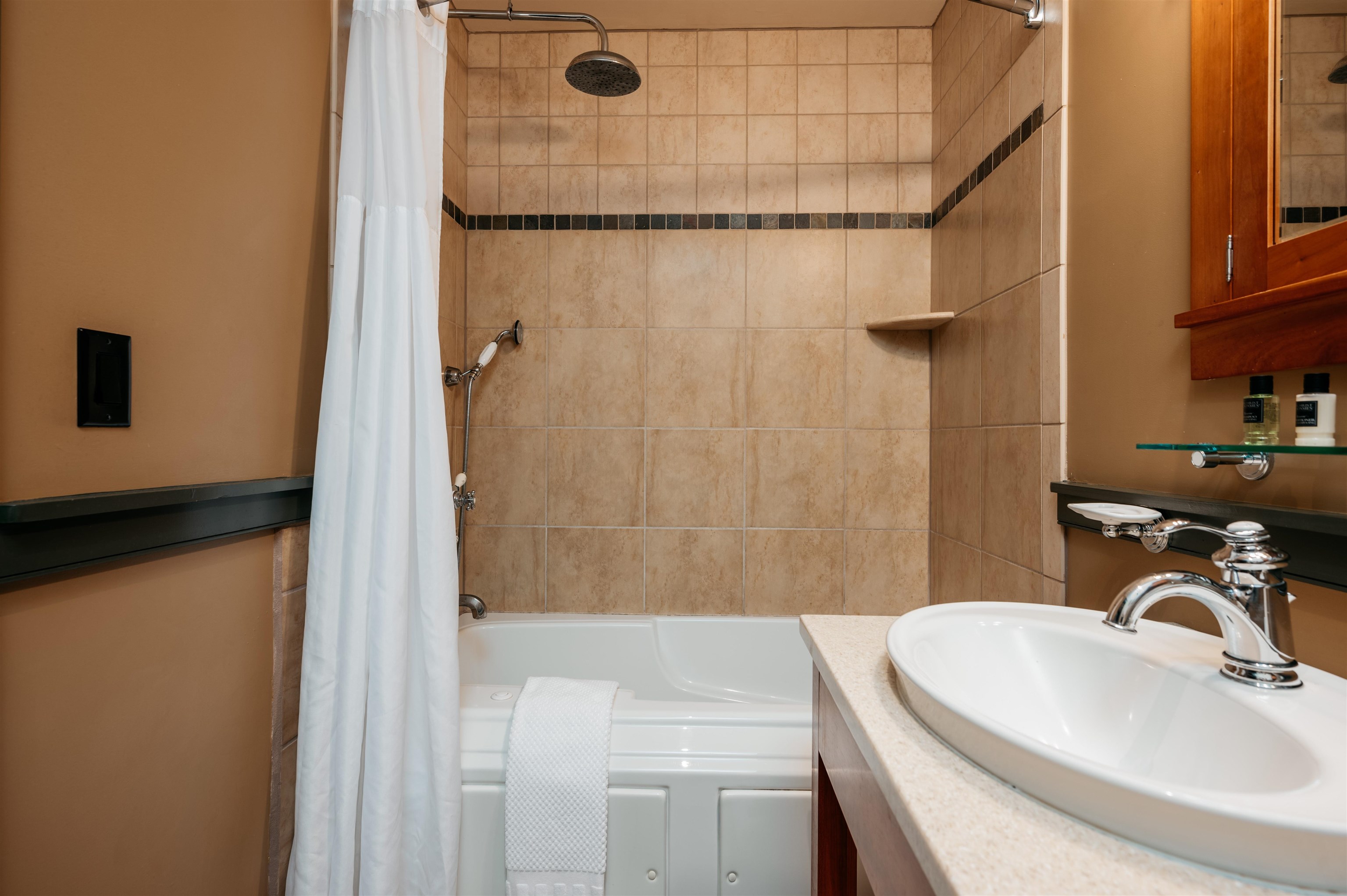2035 N Us-31 N Property Photo 20