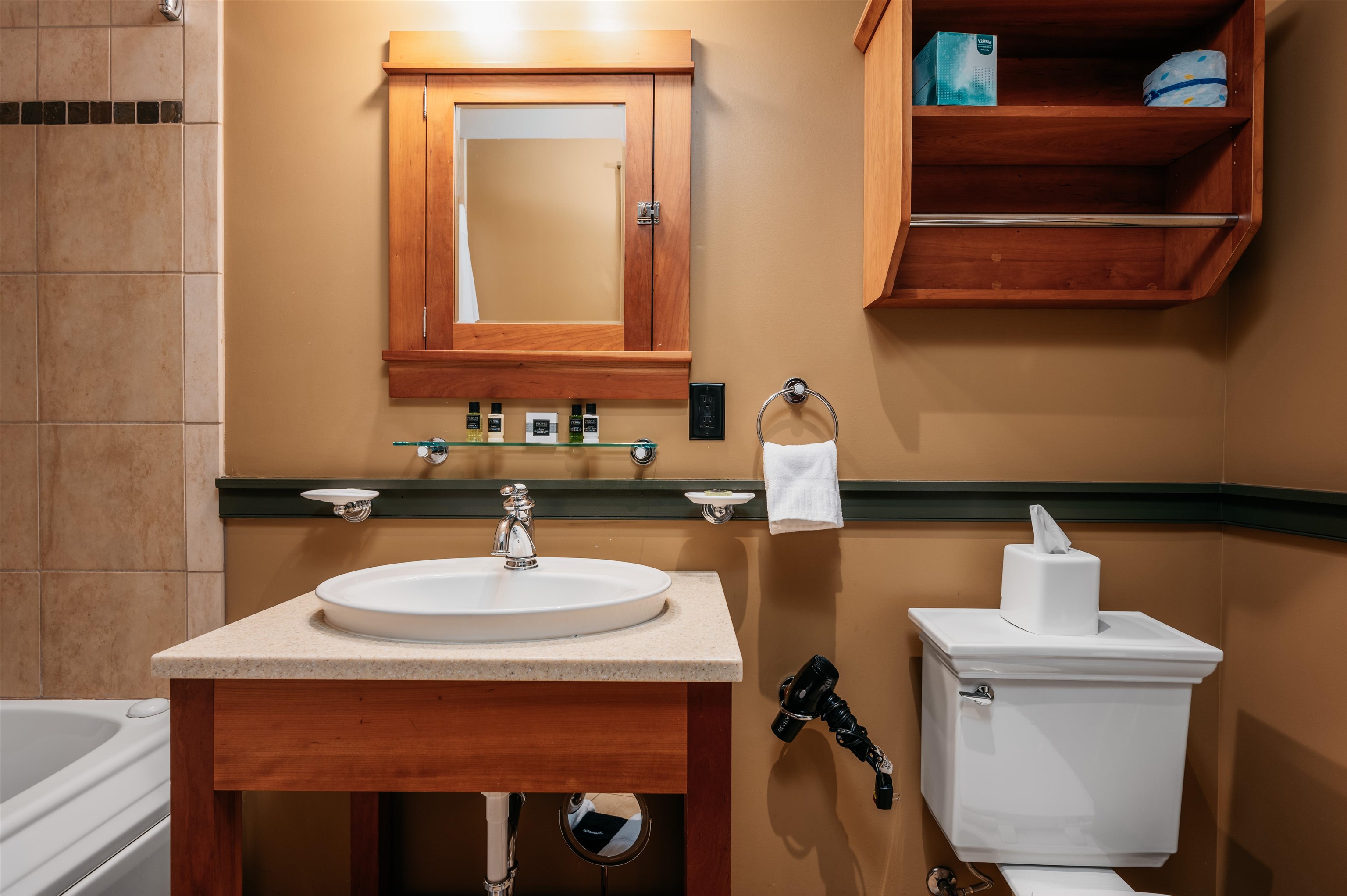 2035 N Us-31 N Property Photo 21