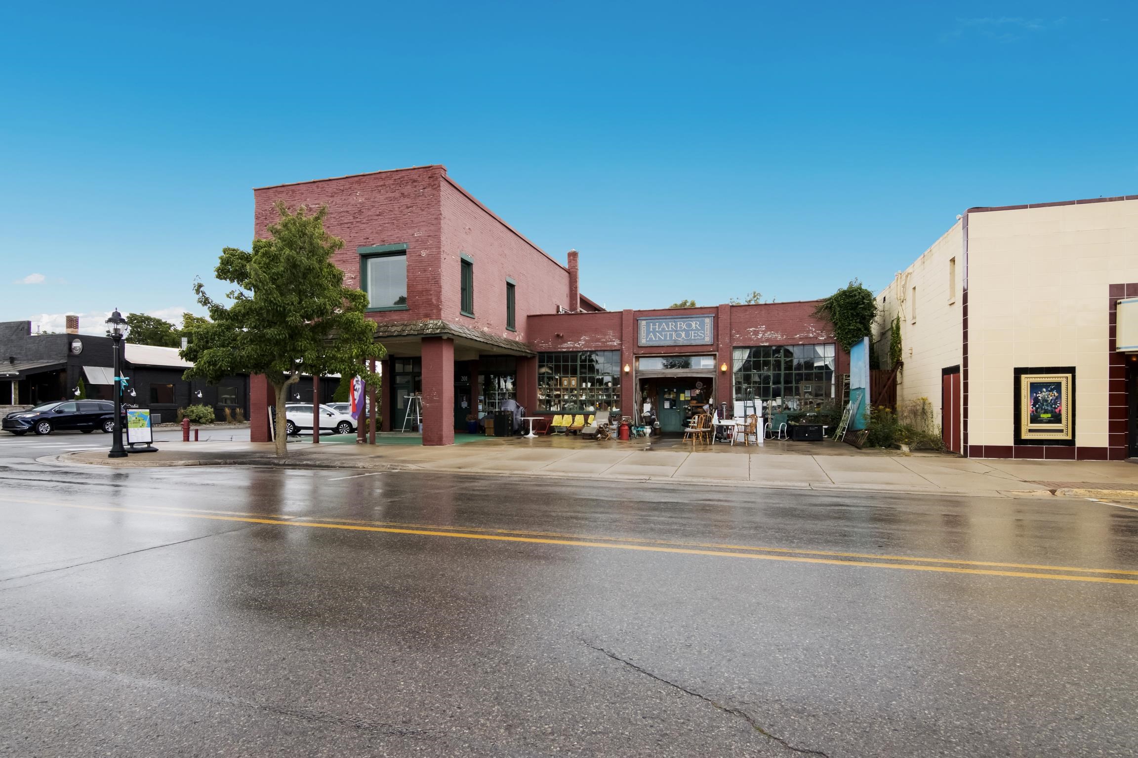 201 River Street Property Photo 2