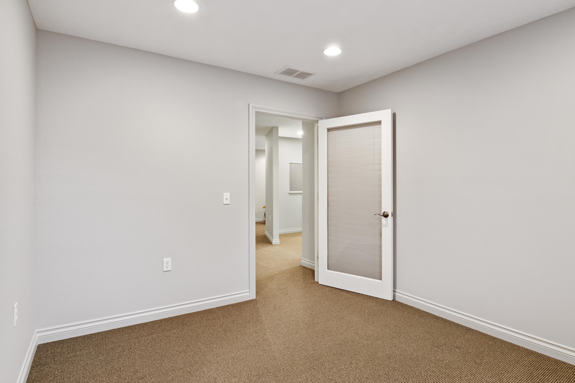 201 River Street Property Photo 21