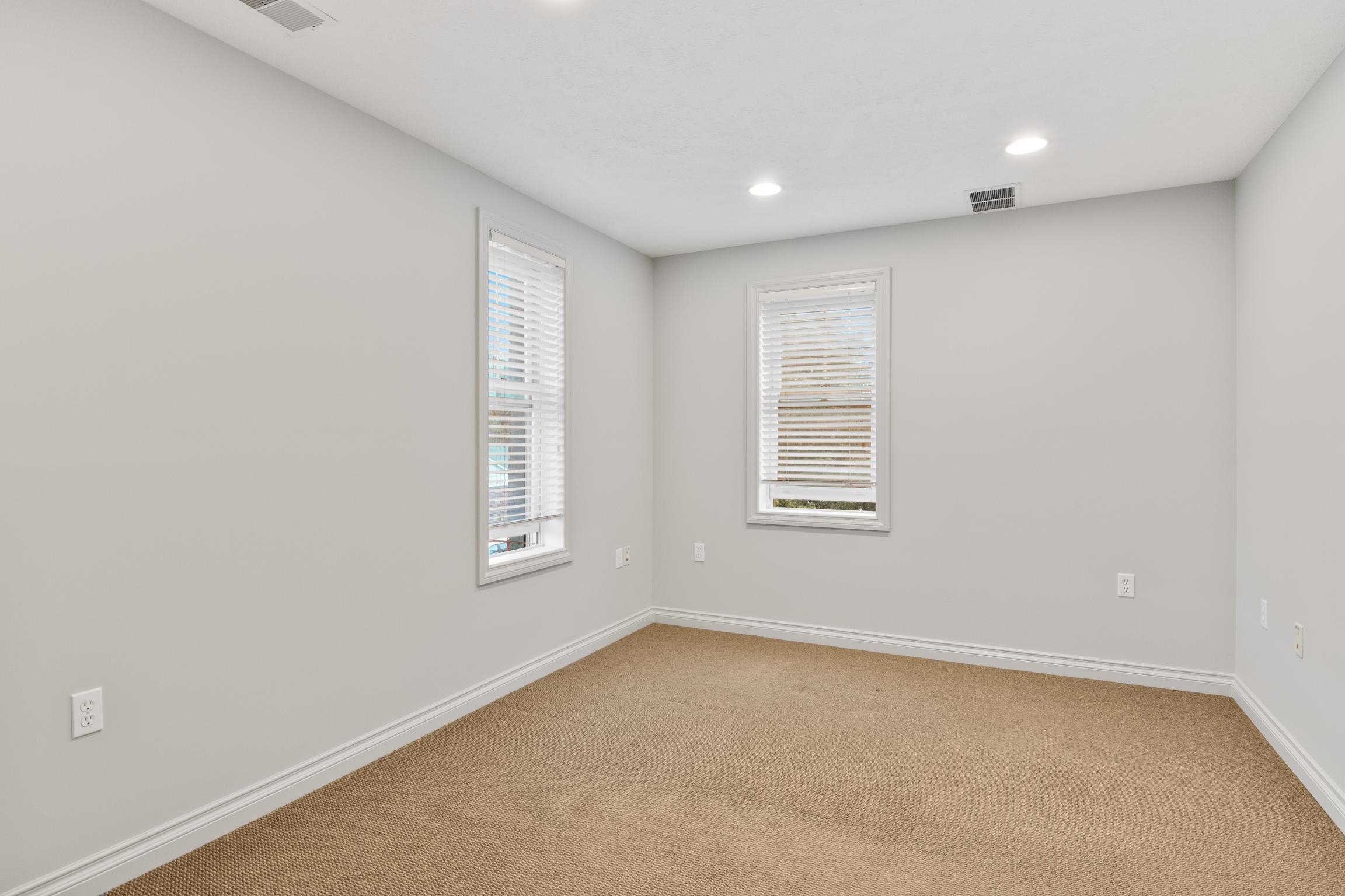 201 River Street Property Photo 24