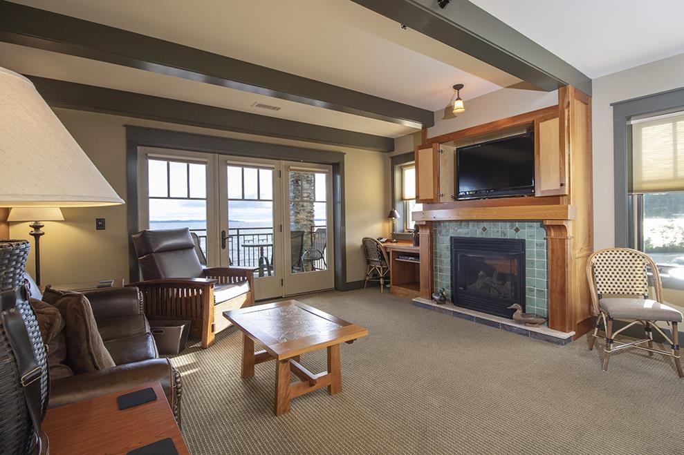 2035 N Us-31 N Property Photo 2