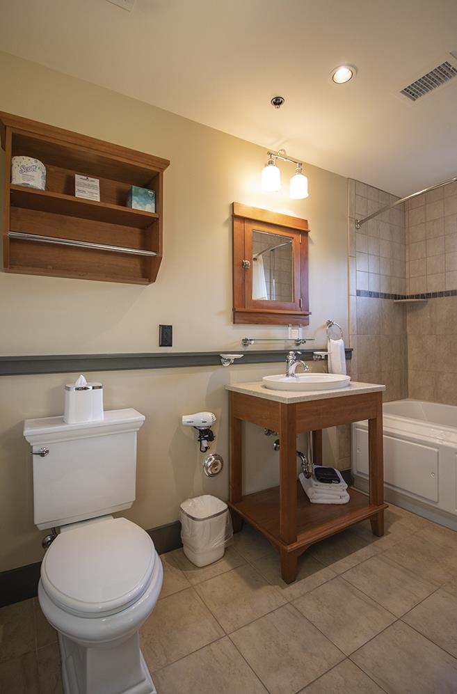 2035 N Us-31 N Property Photo 14