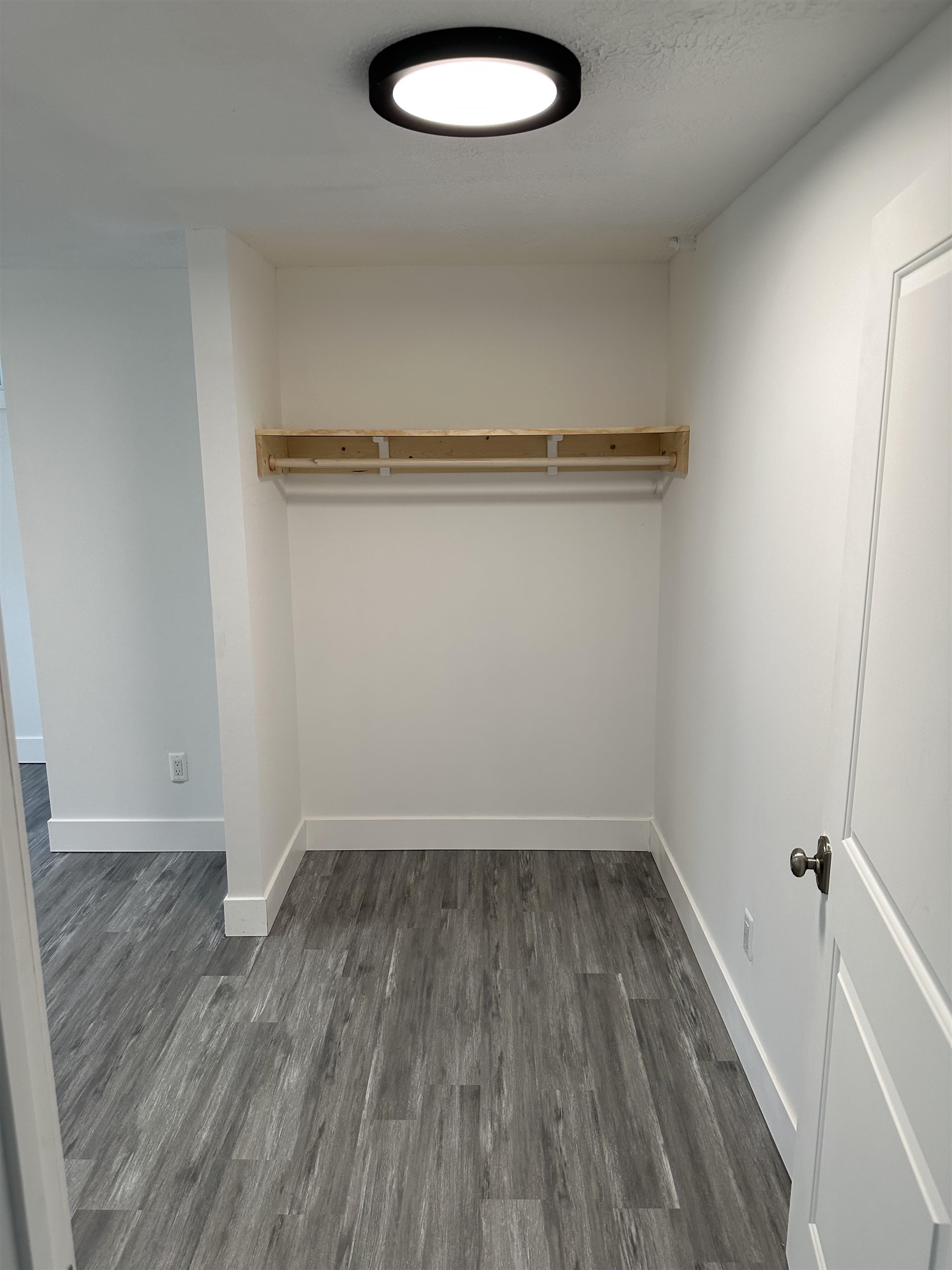 7075(2 Parcels) E M 72 Property Photo 25