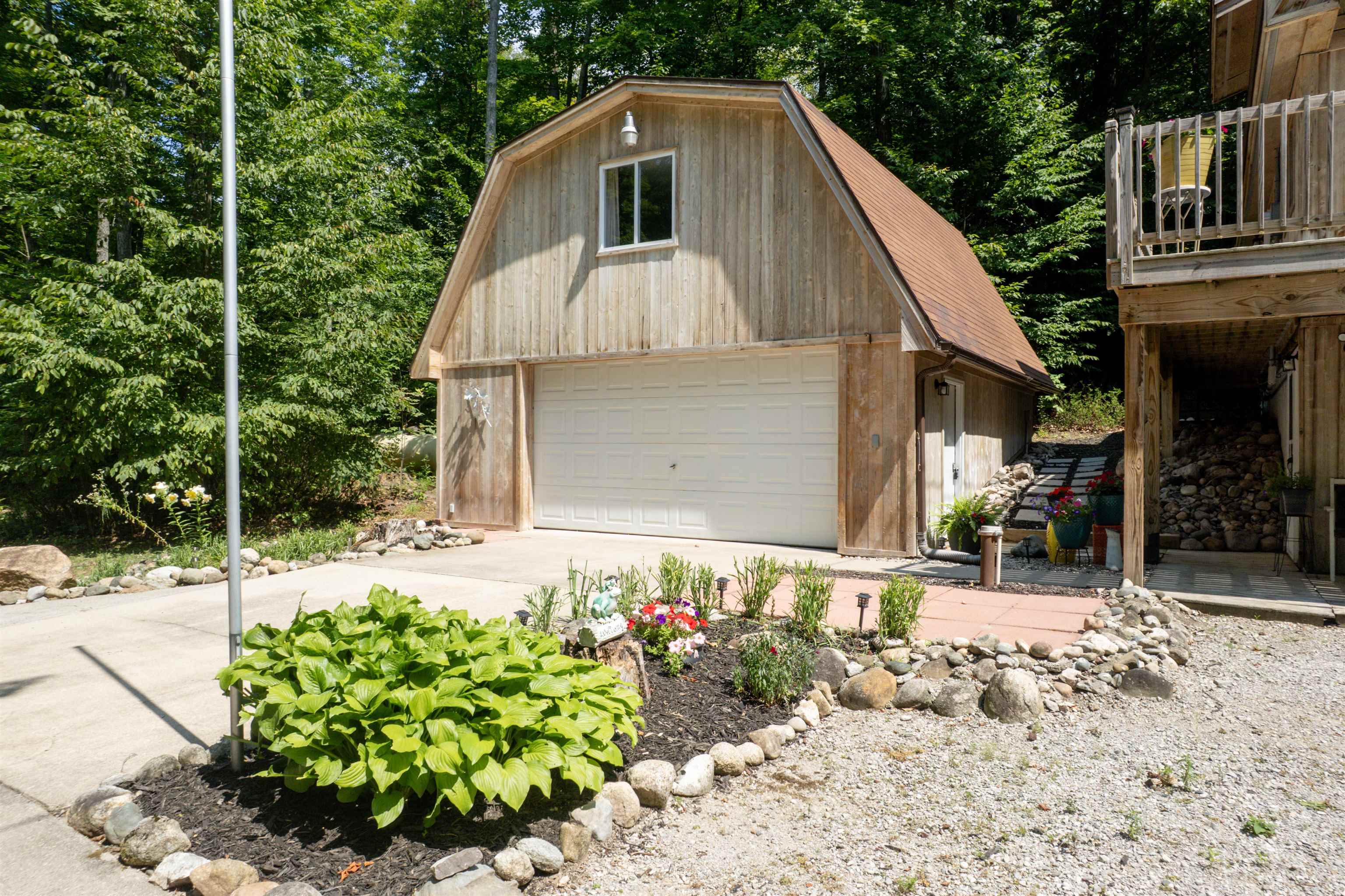 2481 S Schomberg Road Property Photo 13