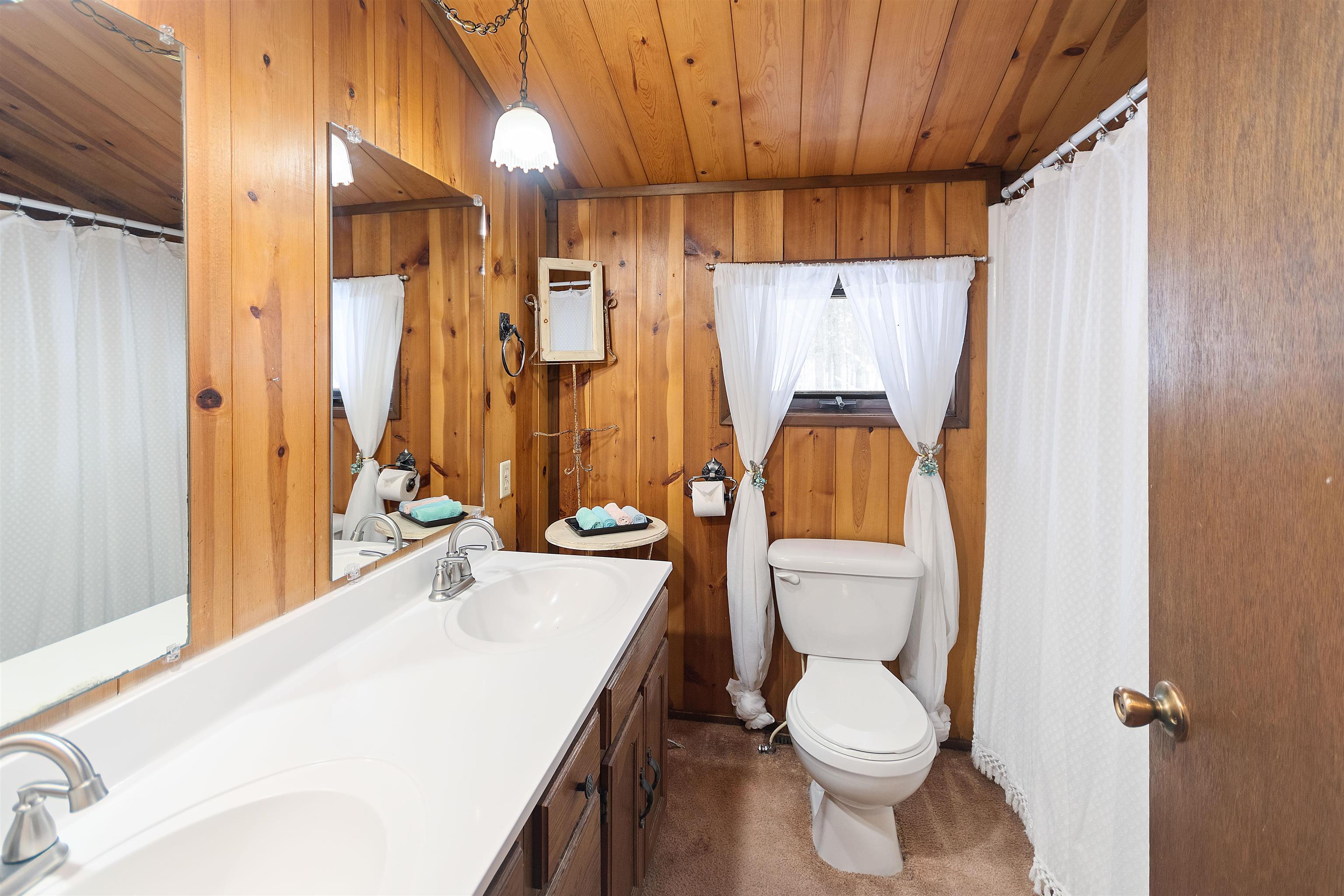 2481 S Schomberg Road Property Photo 31