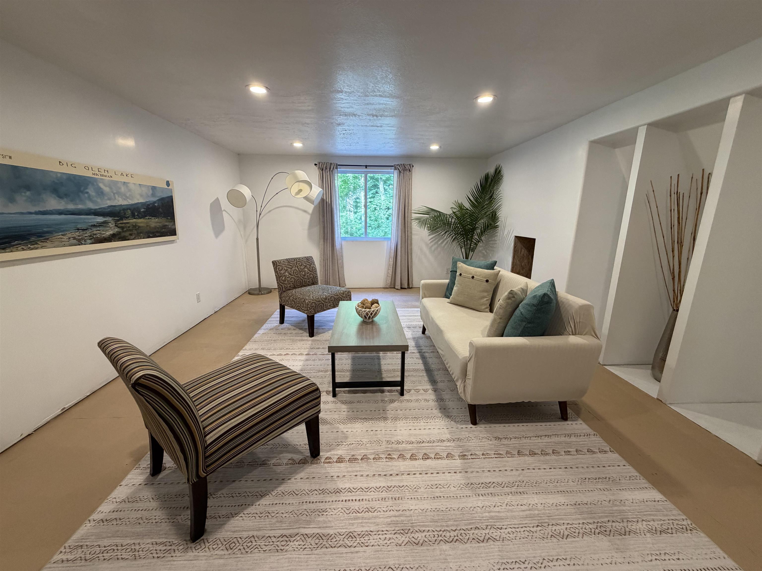 2481 S Schomberg Road Property Photo 42