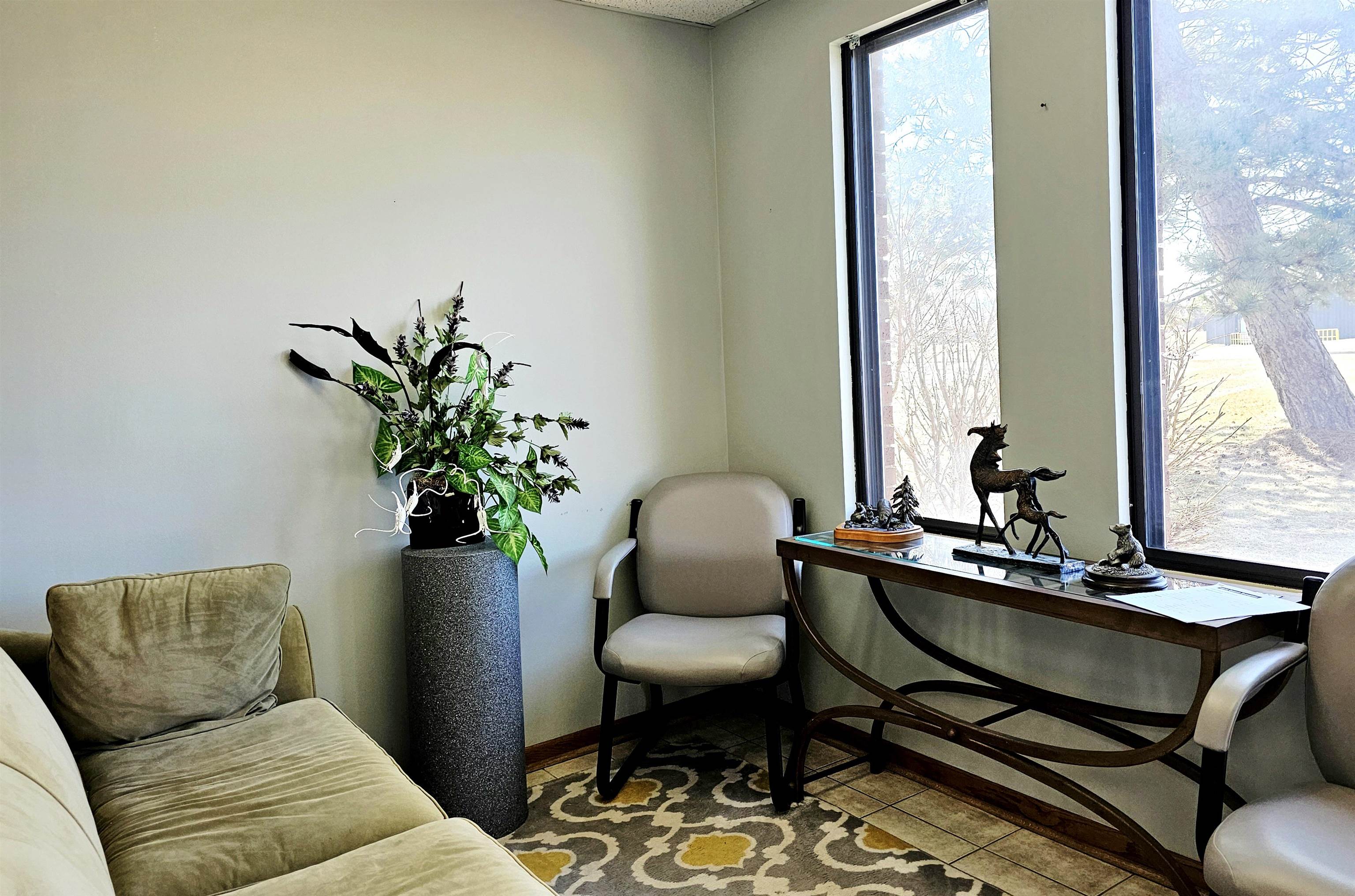 800 Woodside Drive Property Photo 7