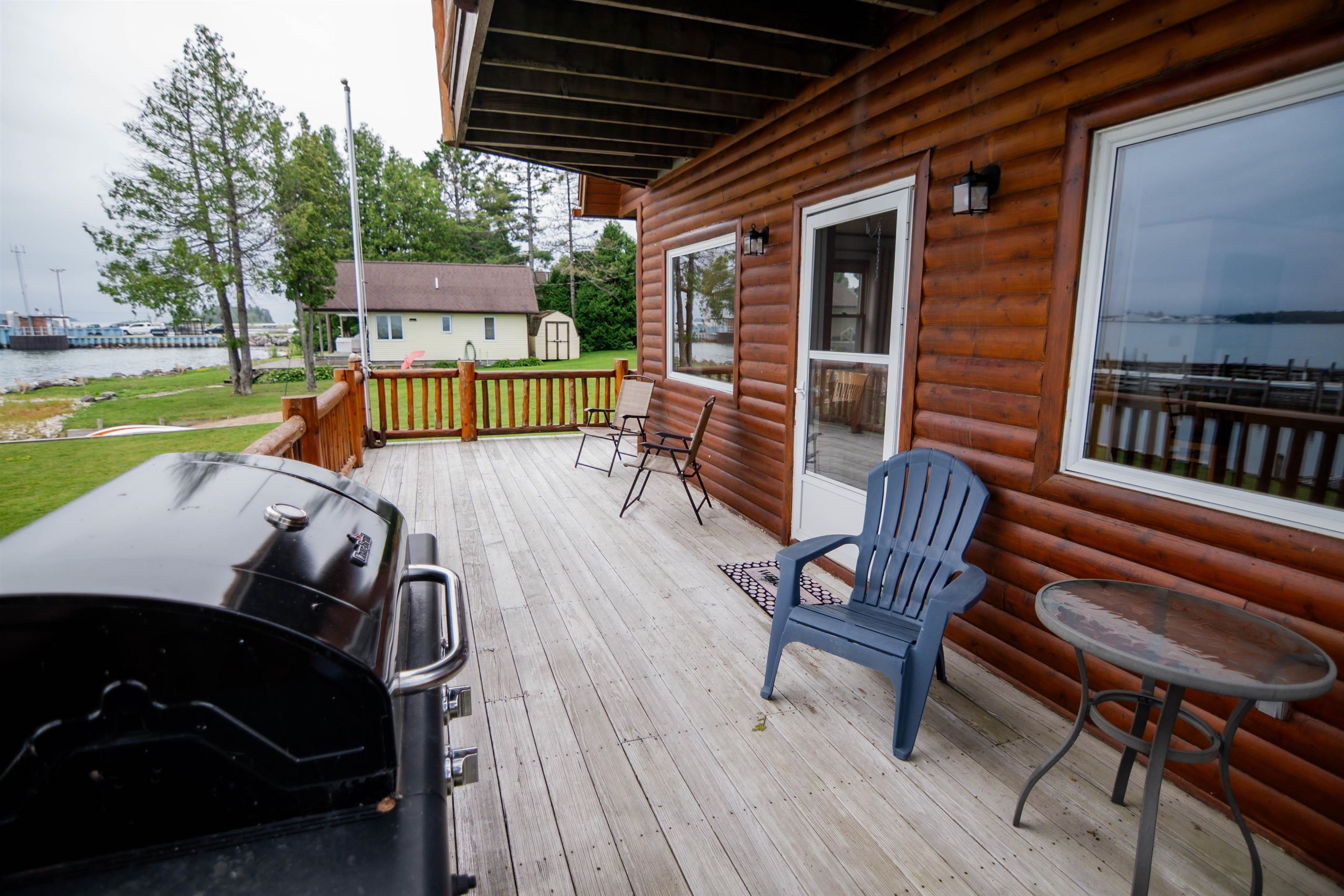 148 N Huron Property Photo 8