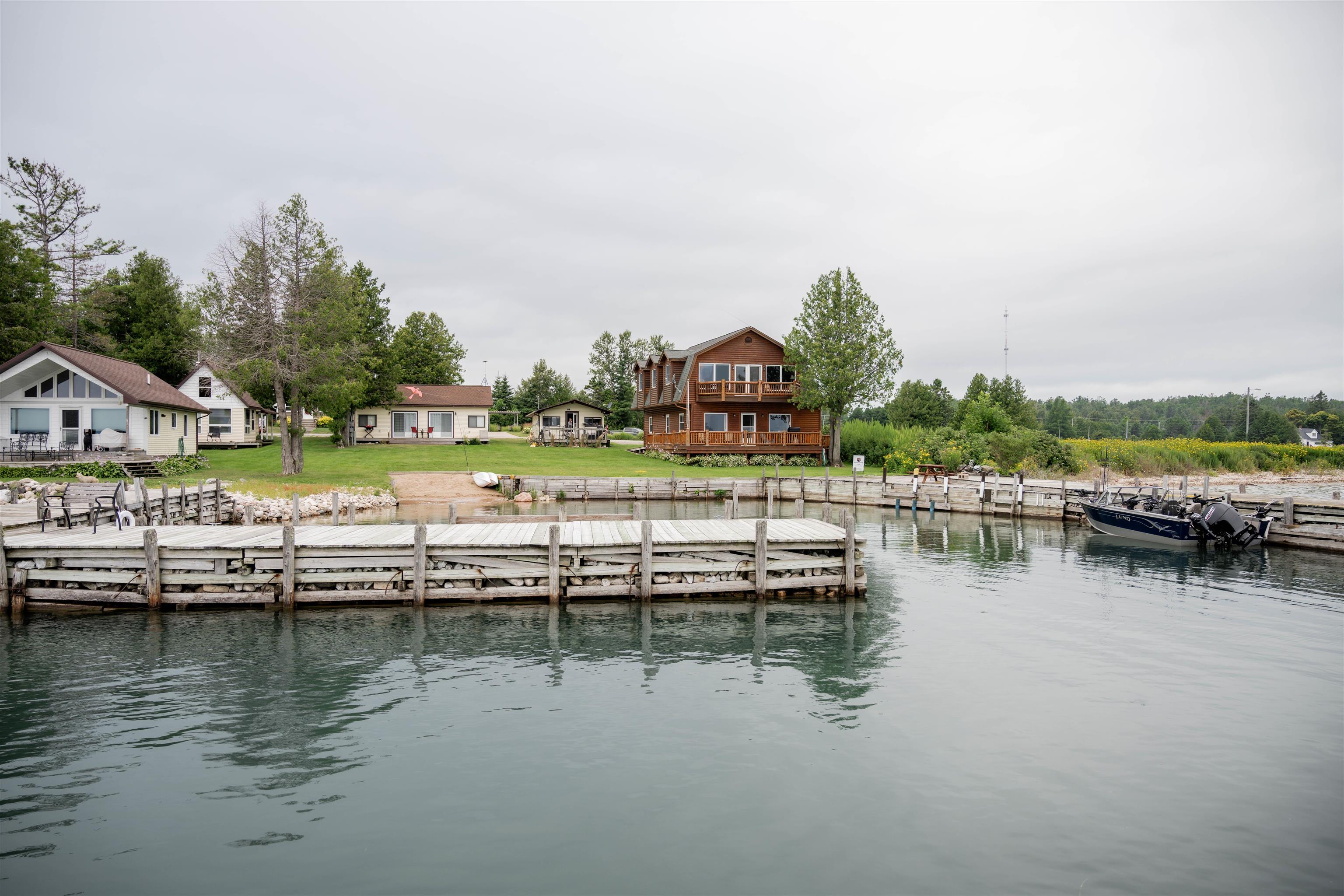 148 N Huron Property Photo 12
