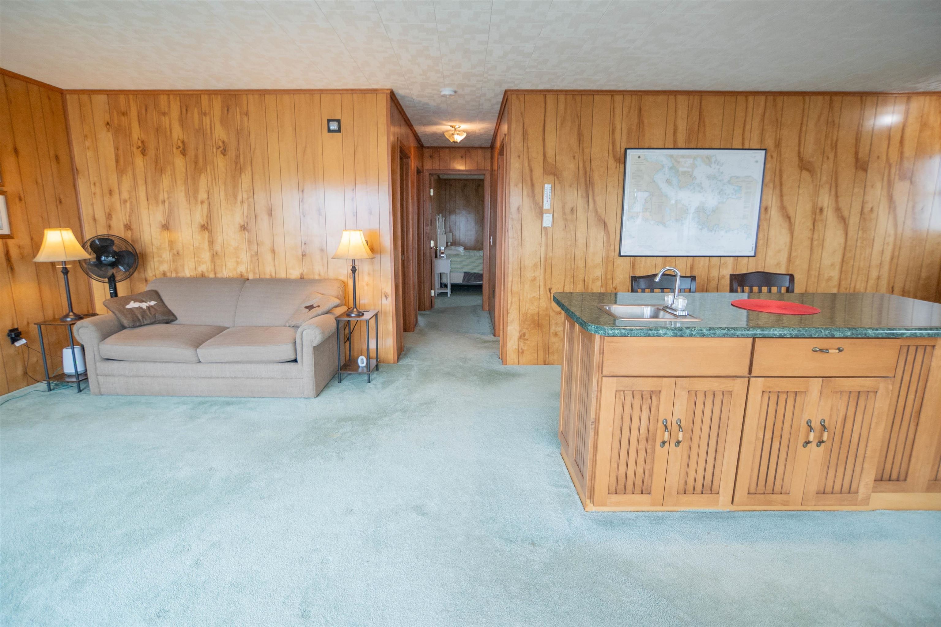 148 N Huron Property Photo 36