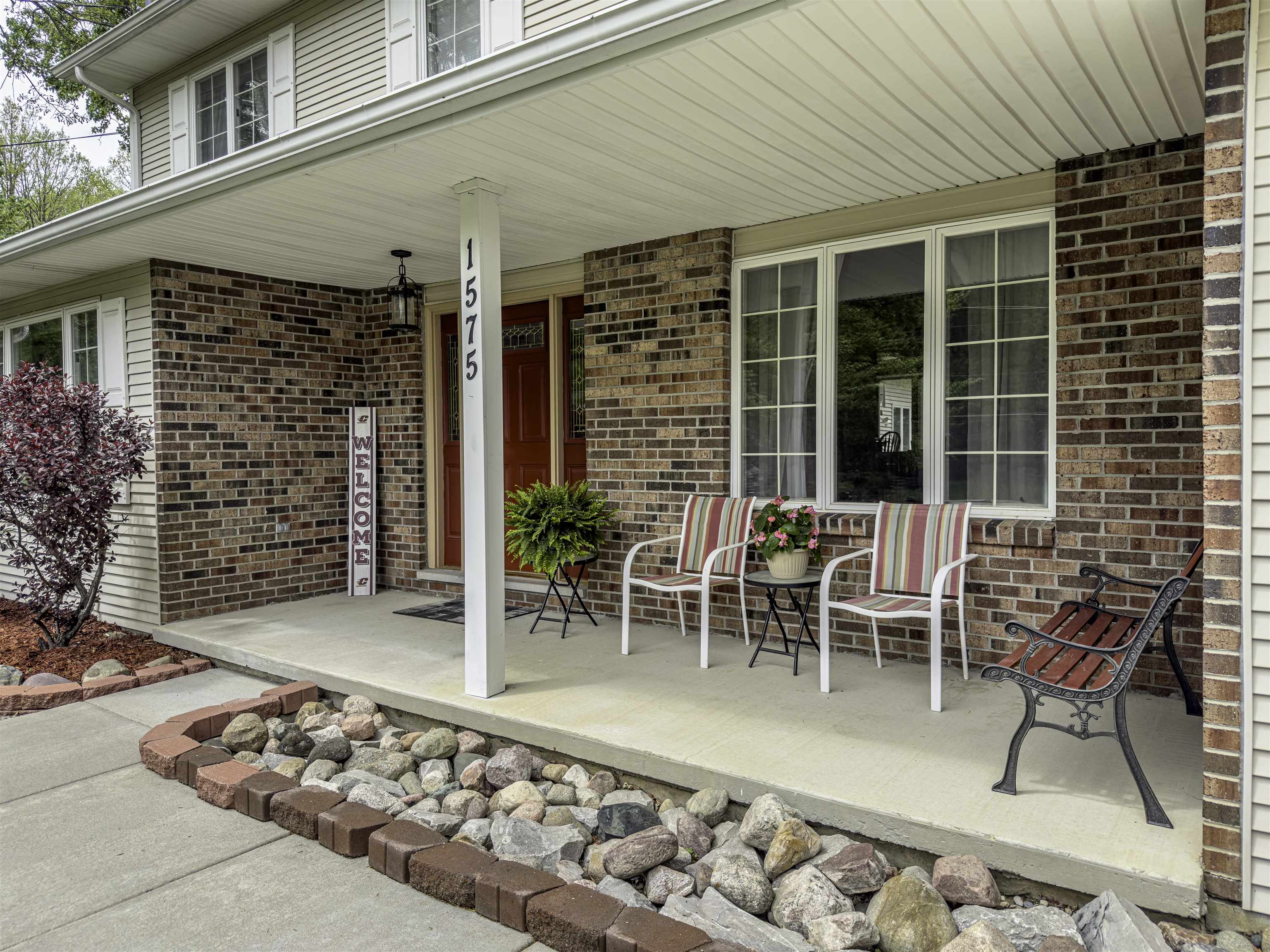 1575 Scully Road Property Photo 4