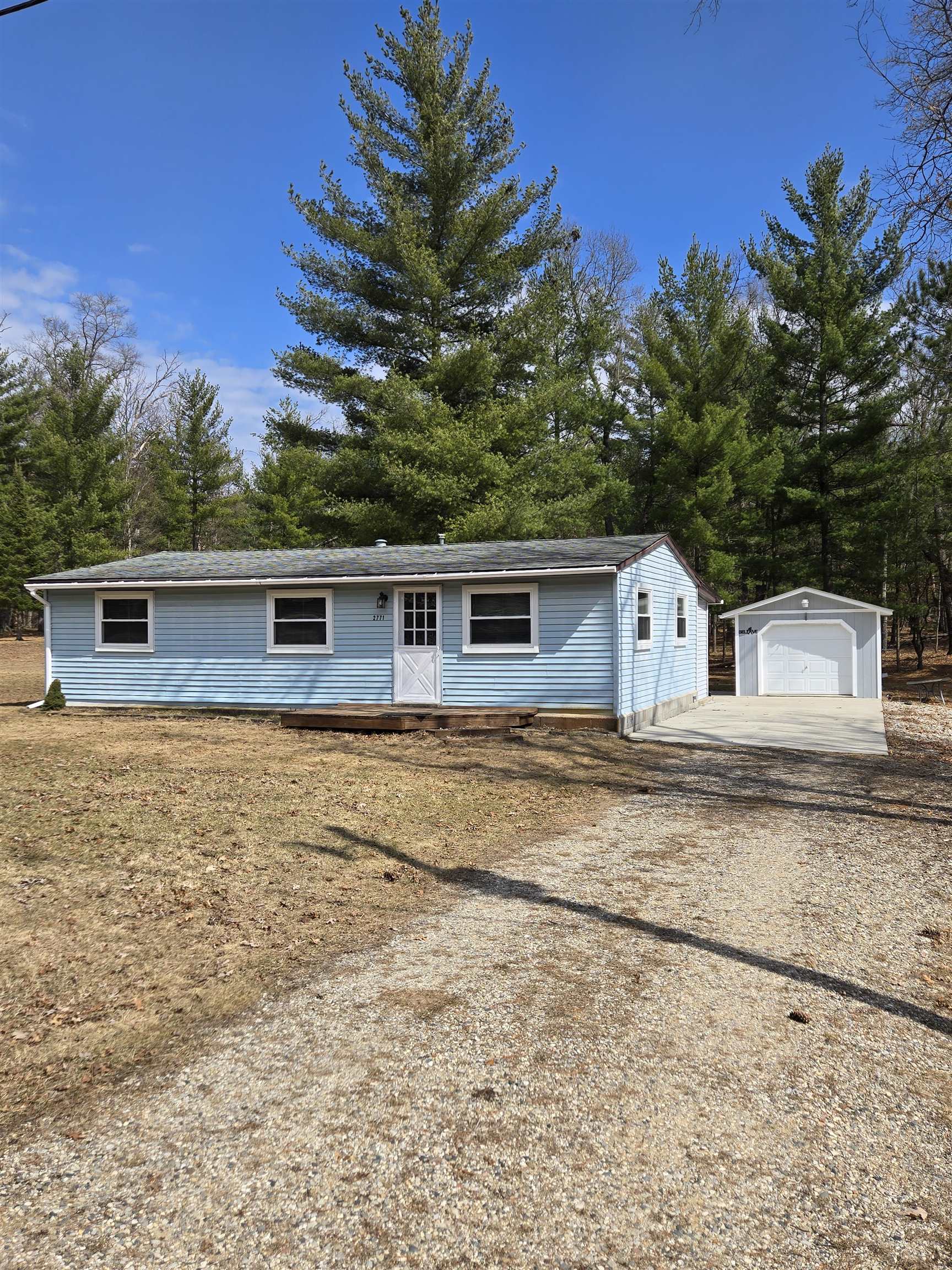 2771 Menominee Trail