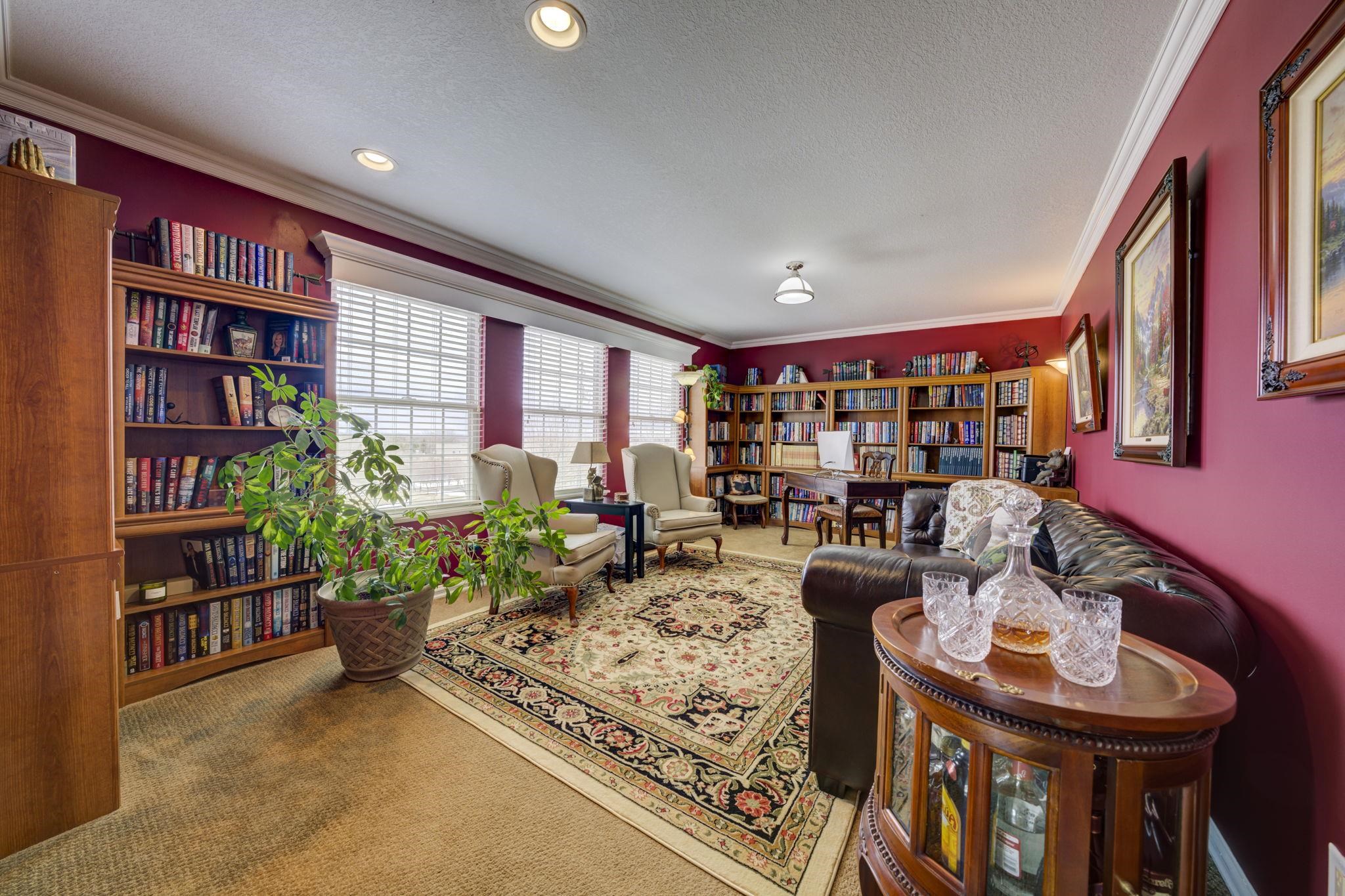 2567 N Evergreen Valley Drive Property Photo 13