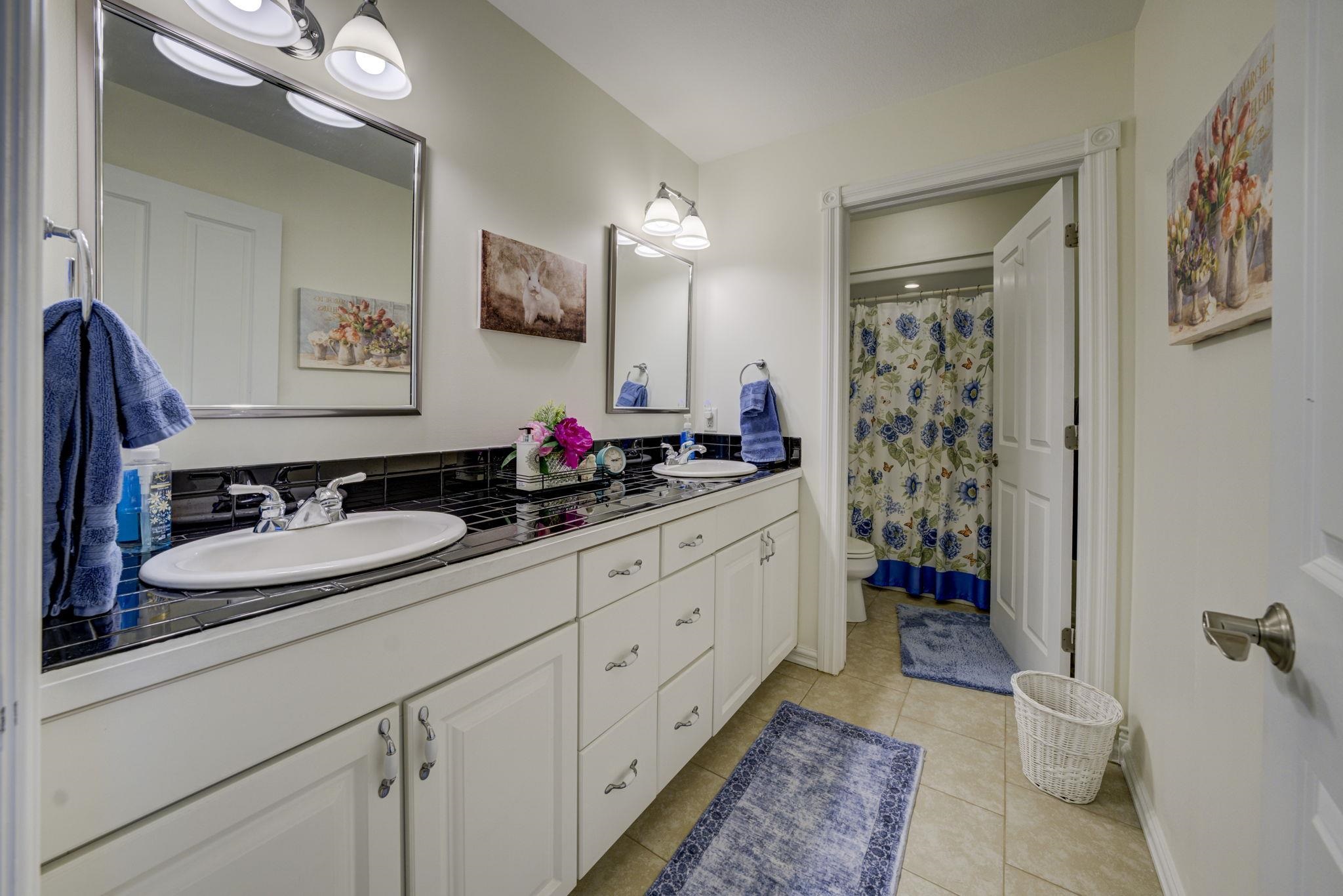 2567 N Evergreen Valley Drive Property Photo 40