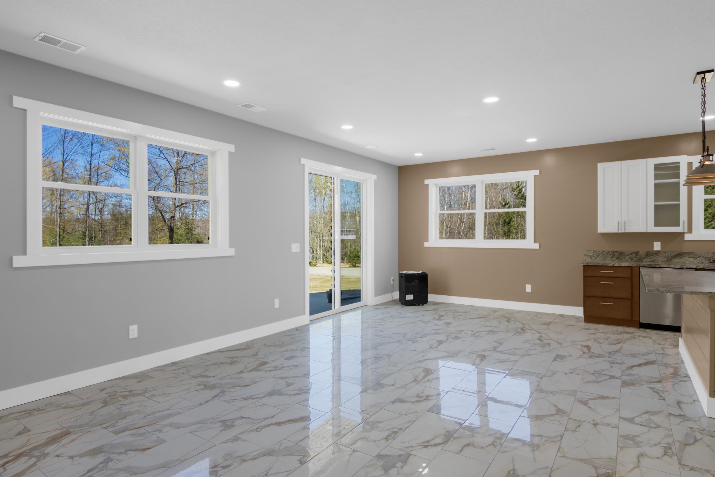 6533 Jeffrey Place Property Photo 10
