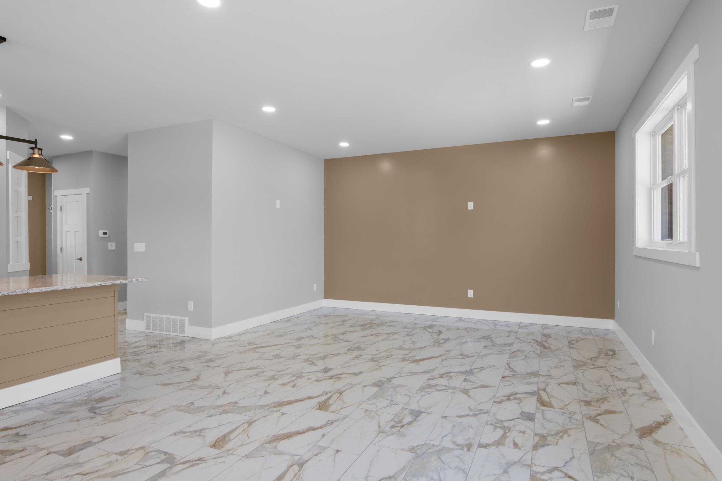 6533 Jeffrey Place Property Photo 11