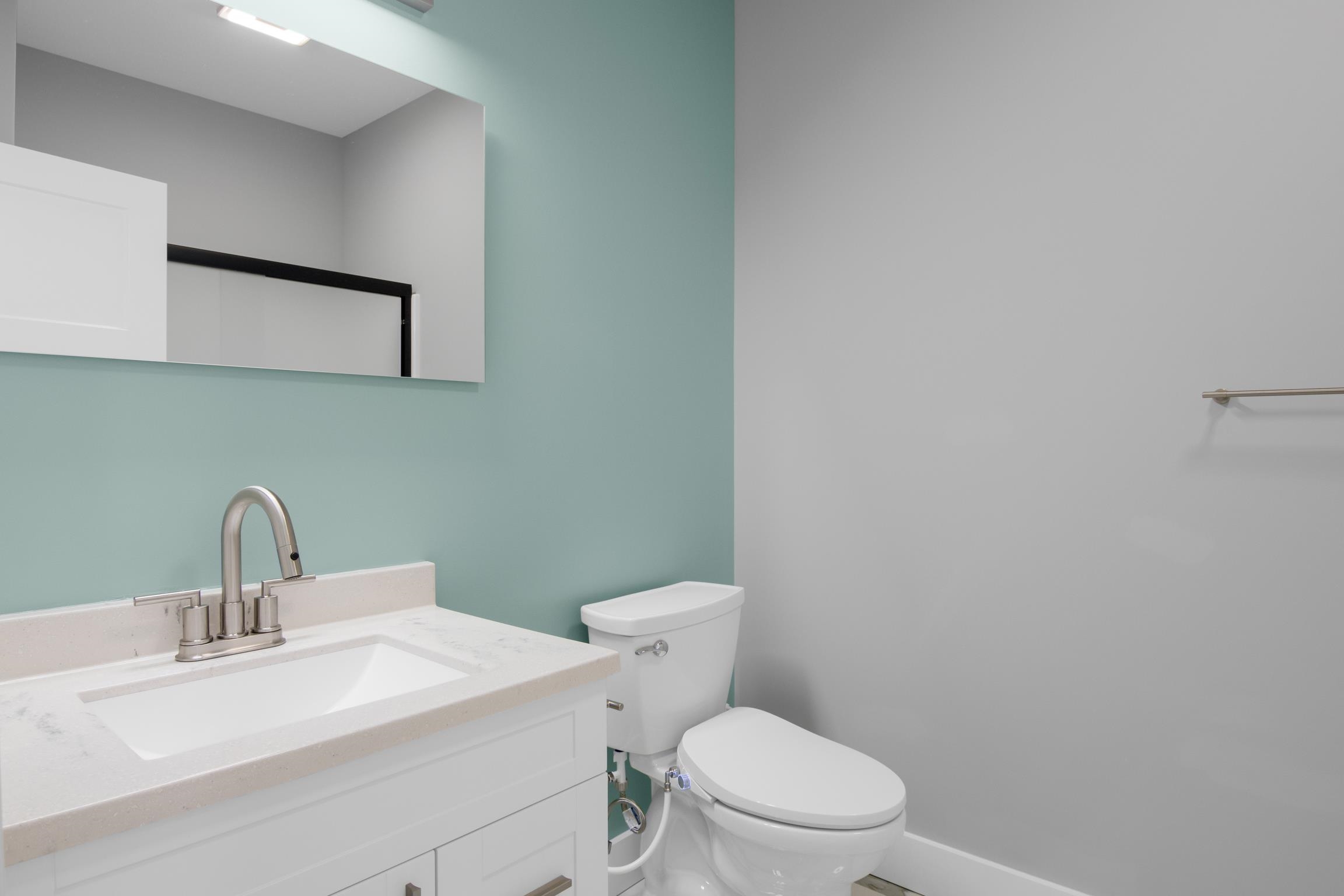 6533 Jeffrey Place Property Photo 20
