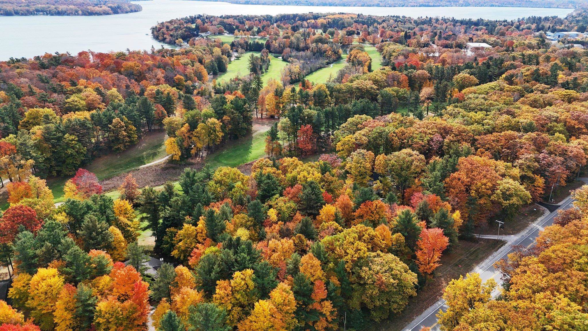 Lot 11 N Country Club Commons Property Photo 14