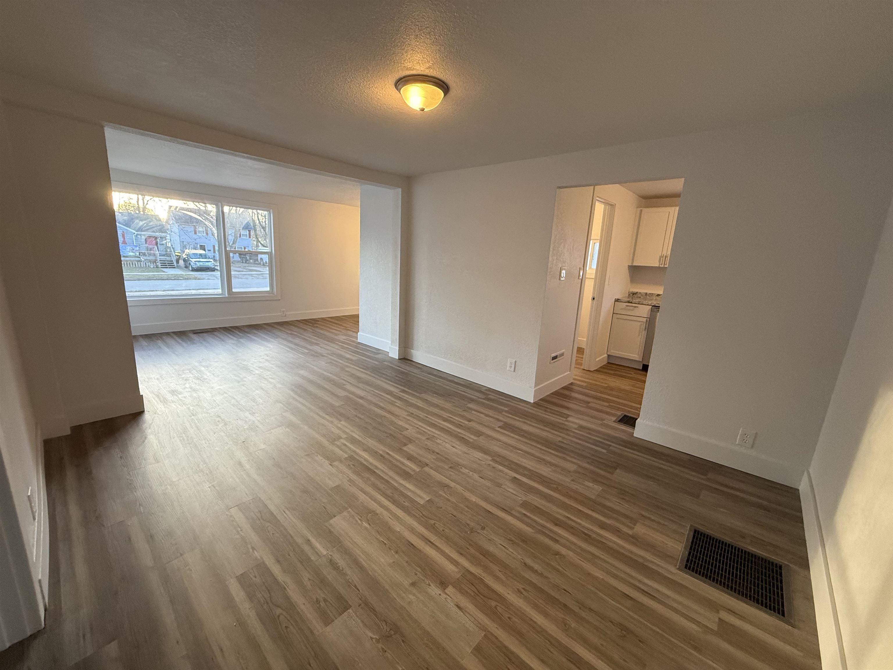 1012 S Lansing Property Photo 13