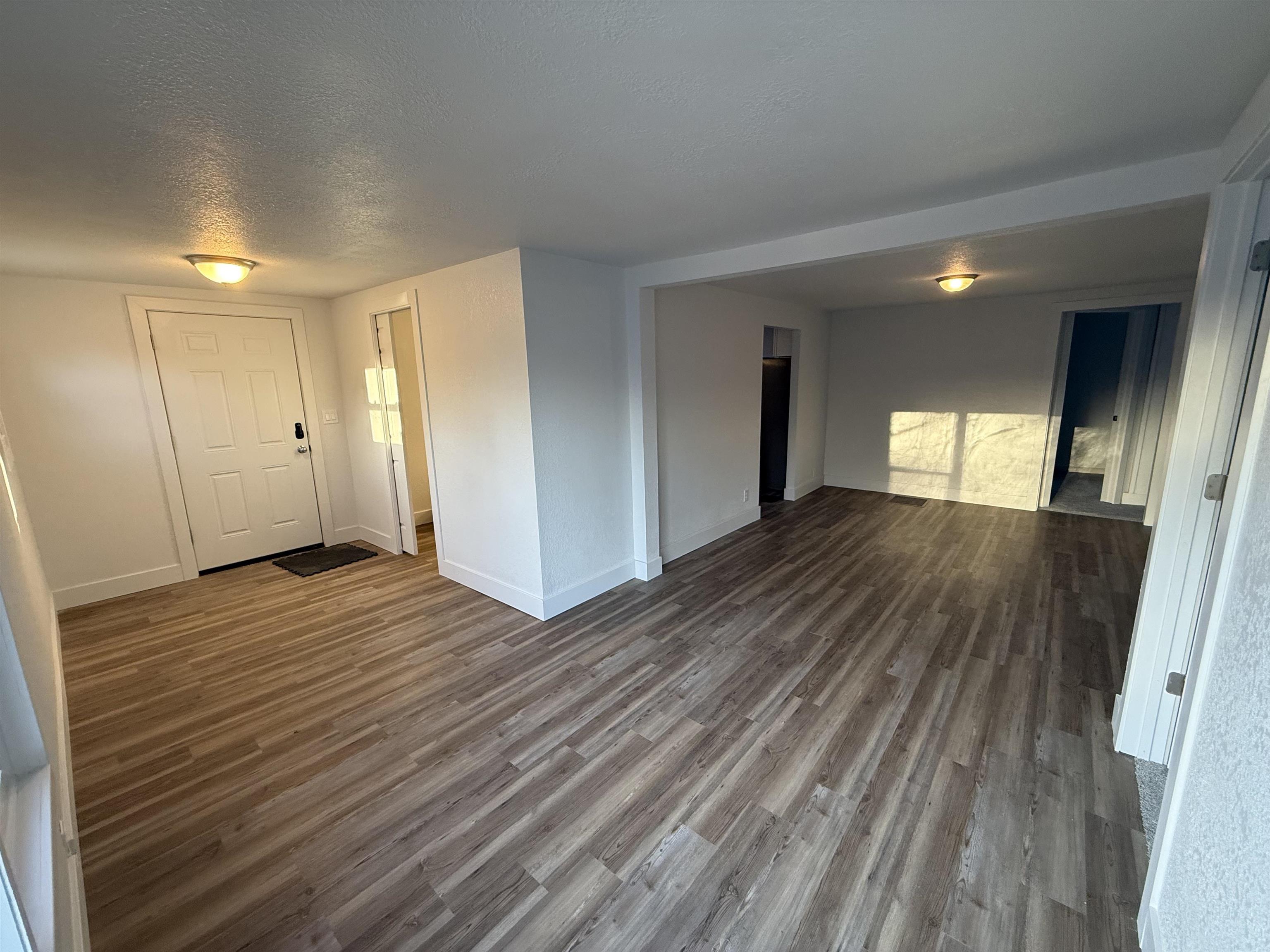 1012 S Lansing Property Photo 21