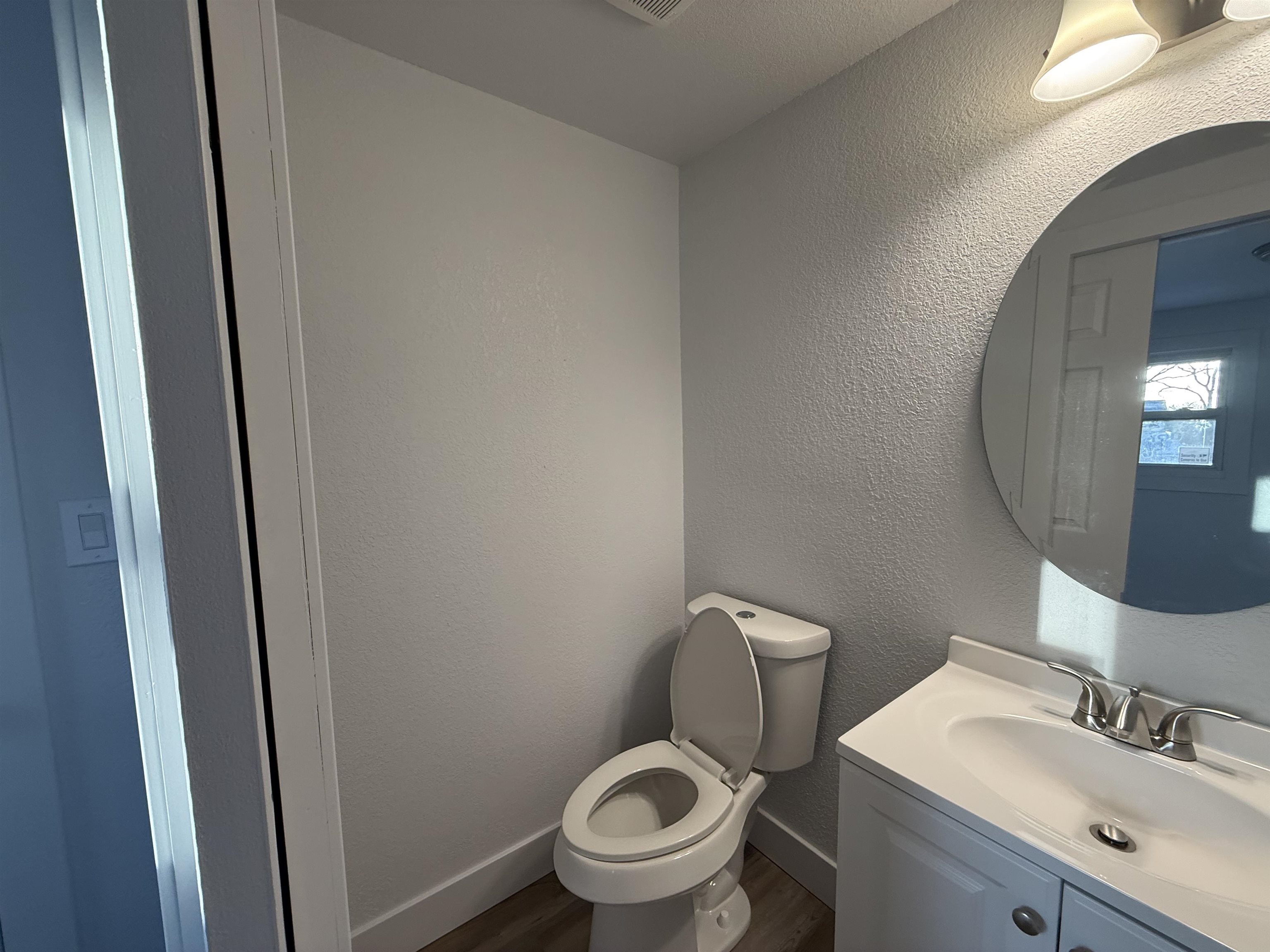 1012 S Lansing Property Photo 24