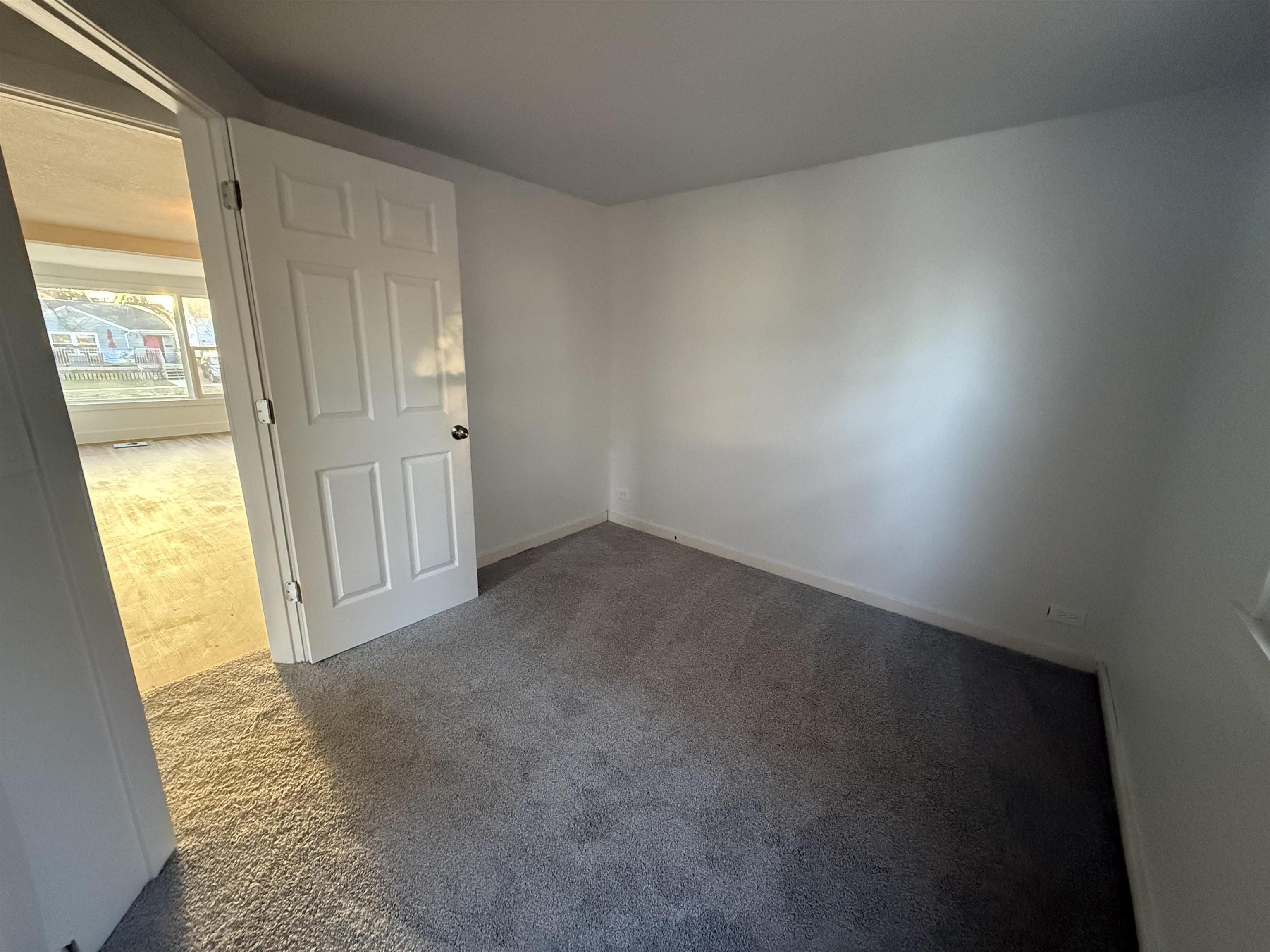 1012 S Lansing Property Photo 28