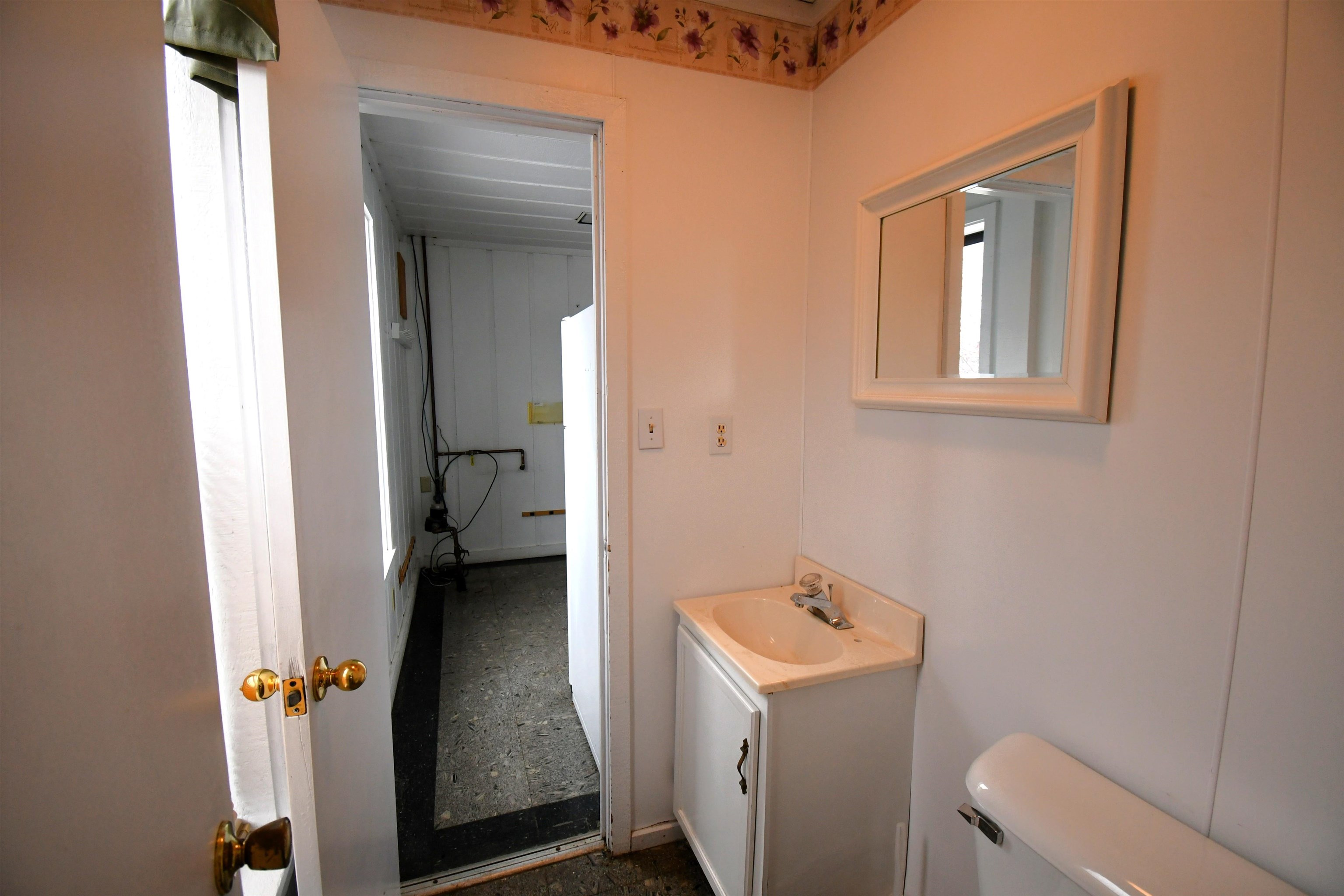 14280 Stover Road Property Photo 9