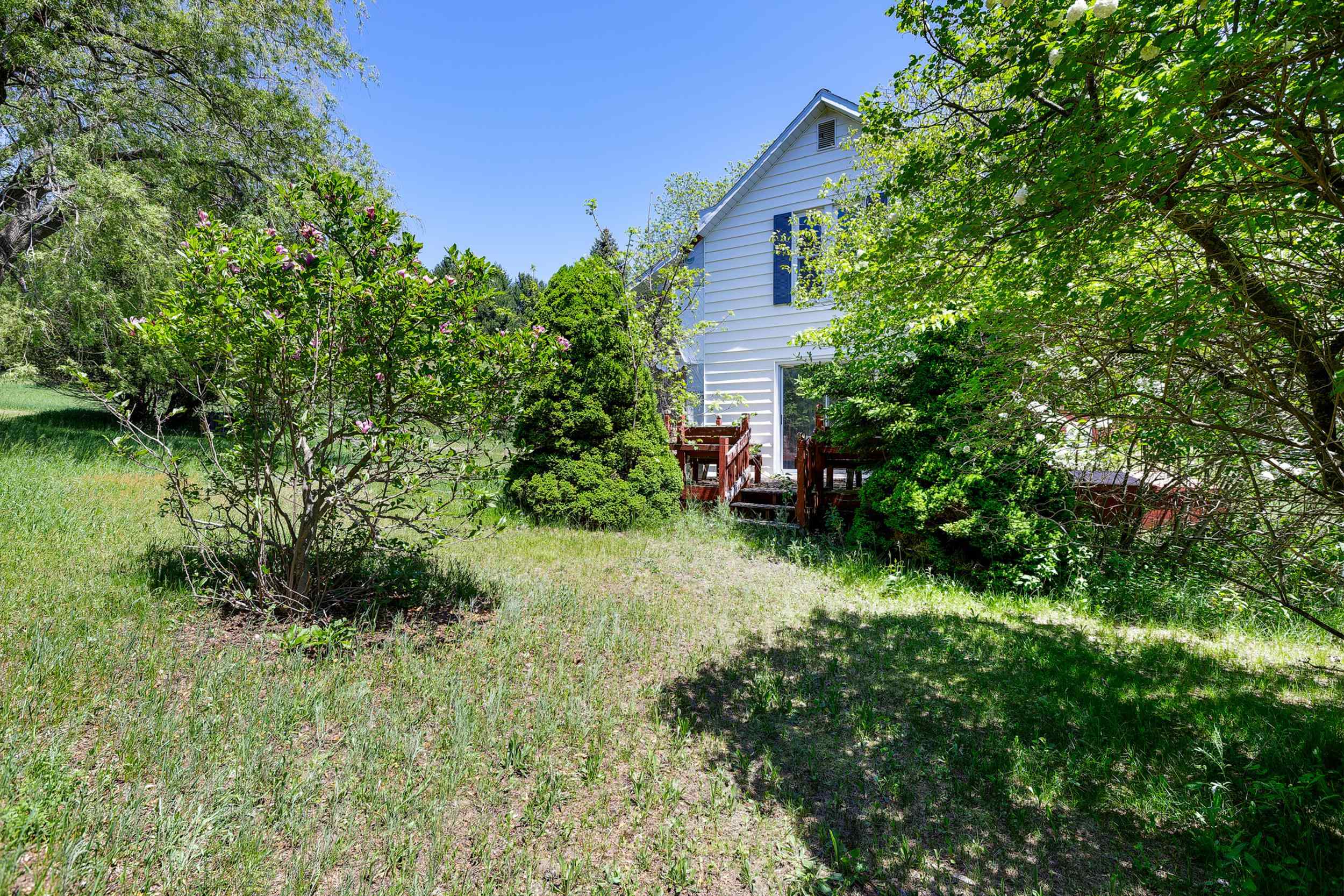 2760 River Road Property Photo 1