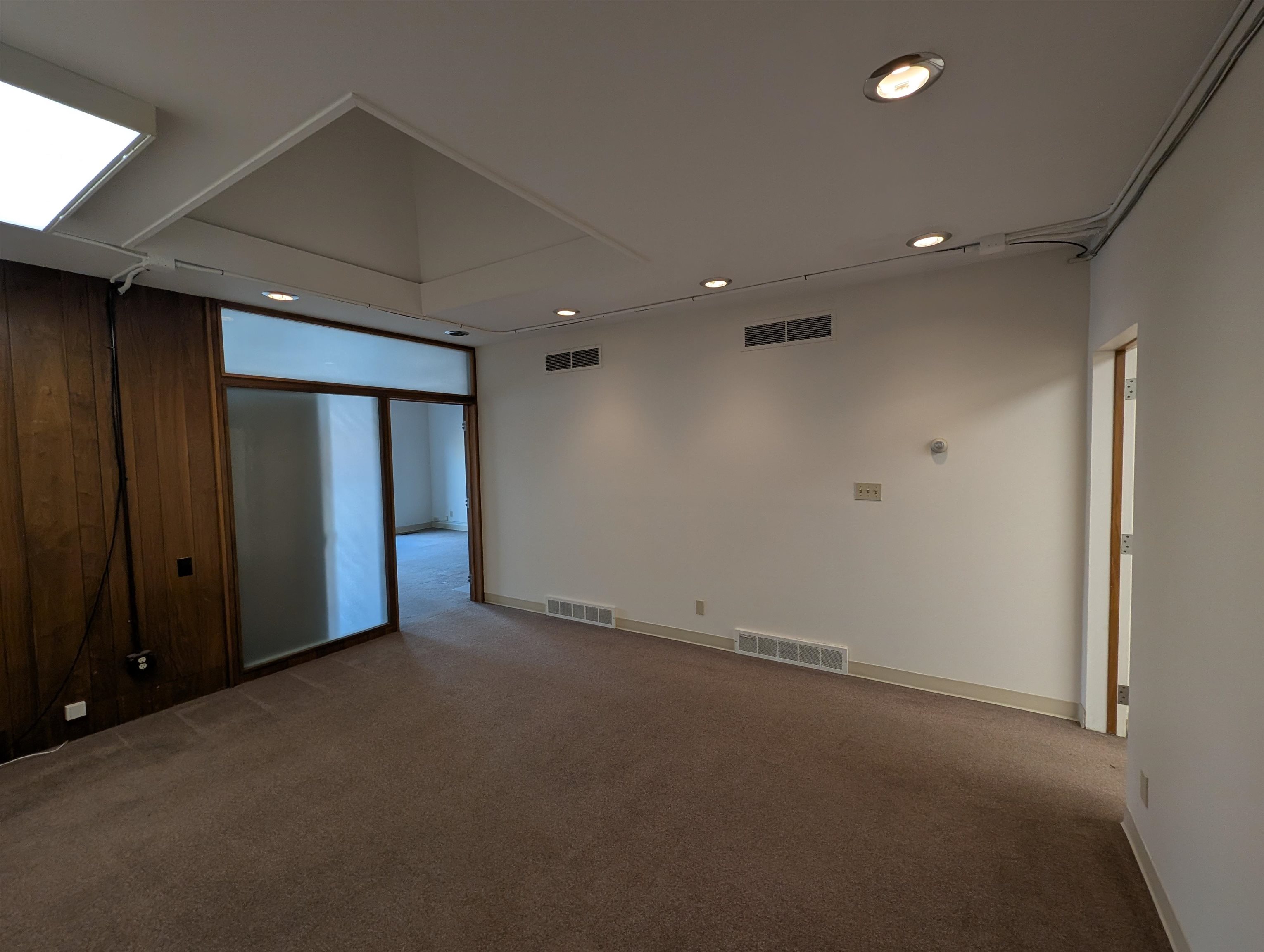 214 E Front Street Property Photo 7