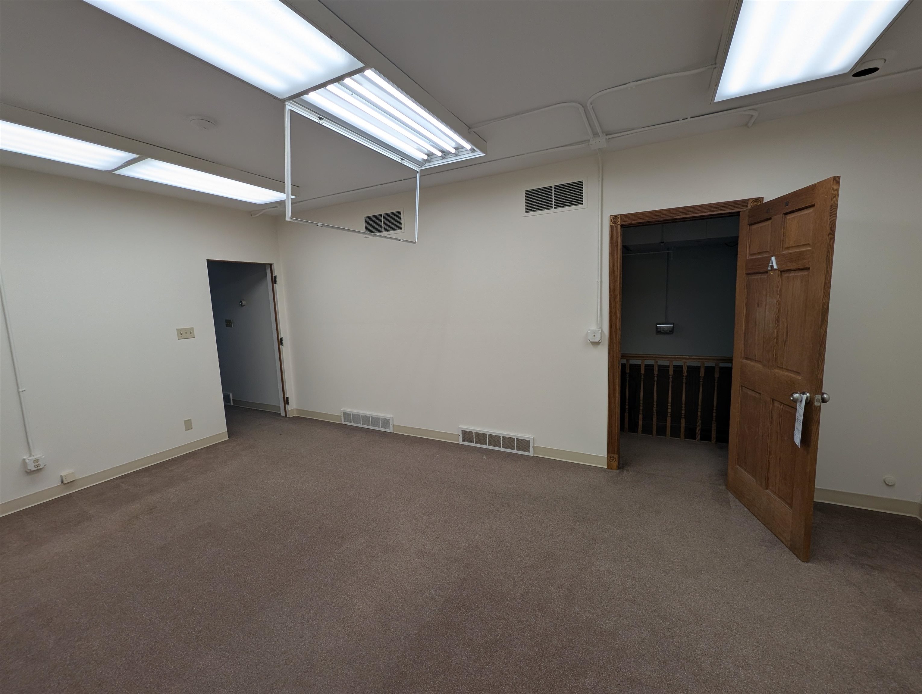 214 E Front Street Property Photo 11