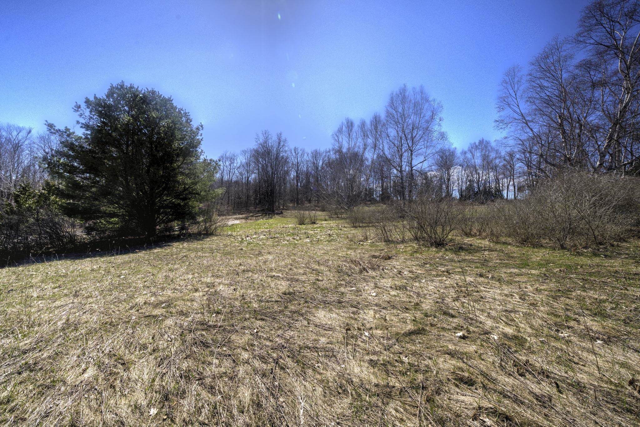 N Manitou Trail Property Photo 22