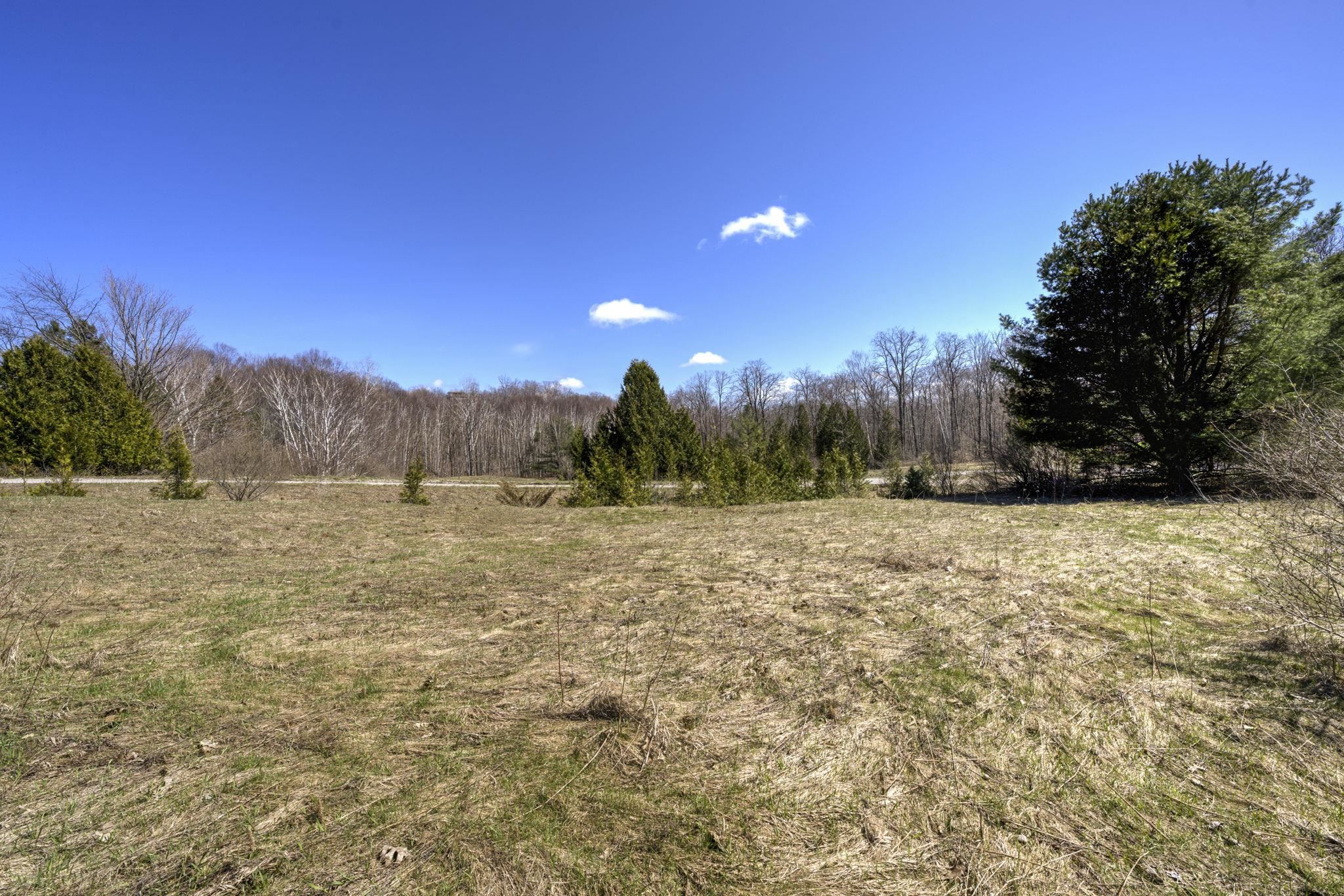 N Manitou Trail Property Photo 26