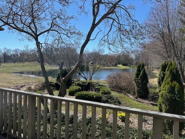 4722 Kingswood Lane Property Photo 5
