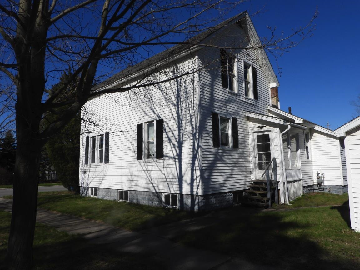 171 8th Street Property Photo 3