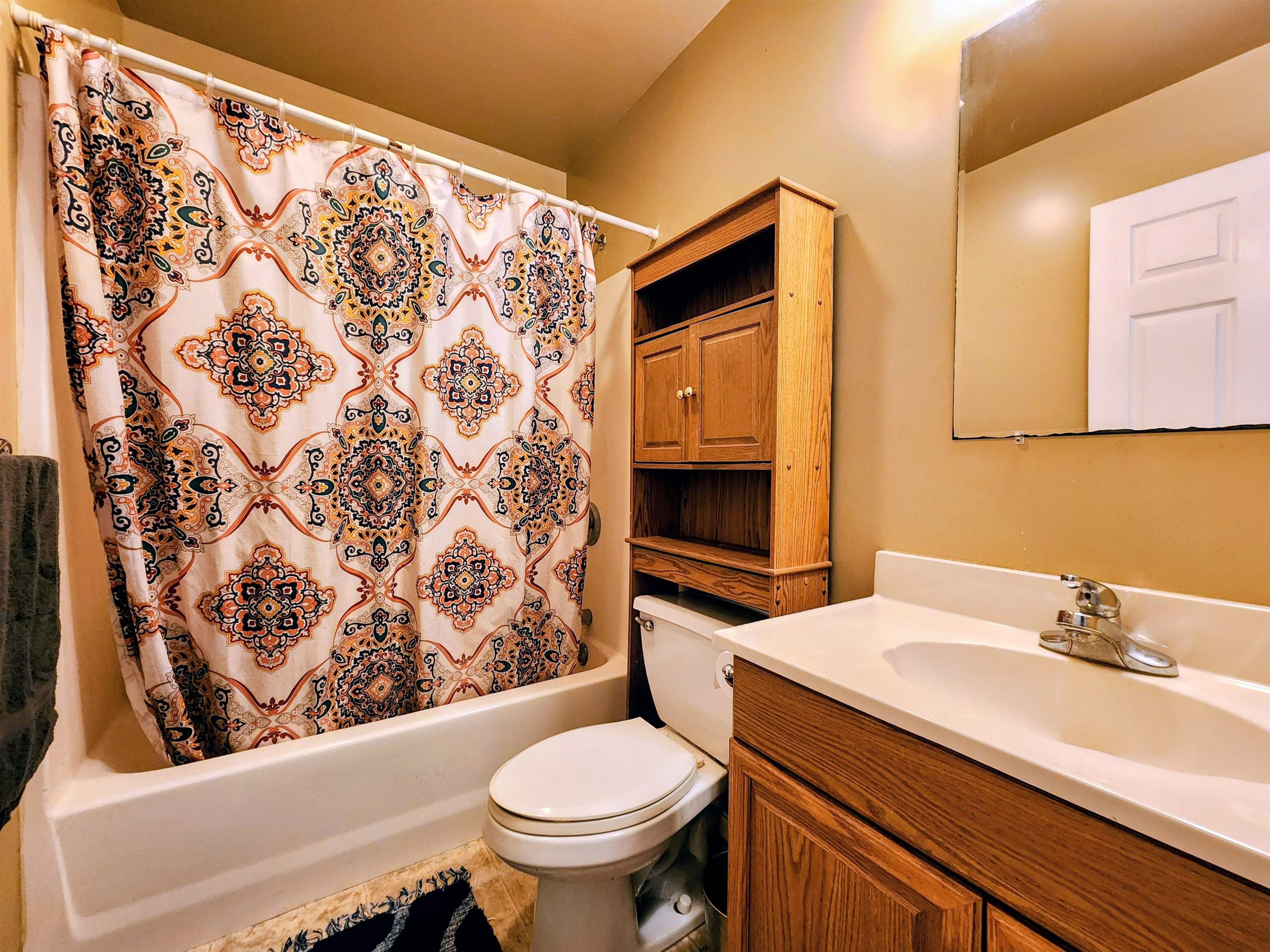 10097 Valley Park Drive Property Photo 8