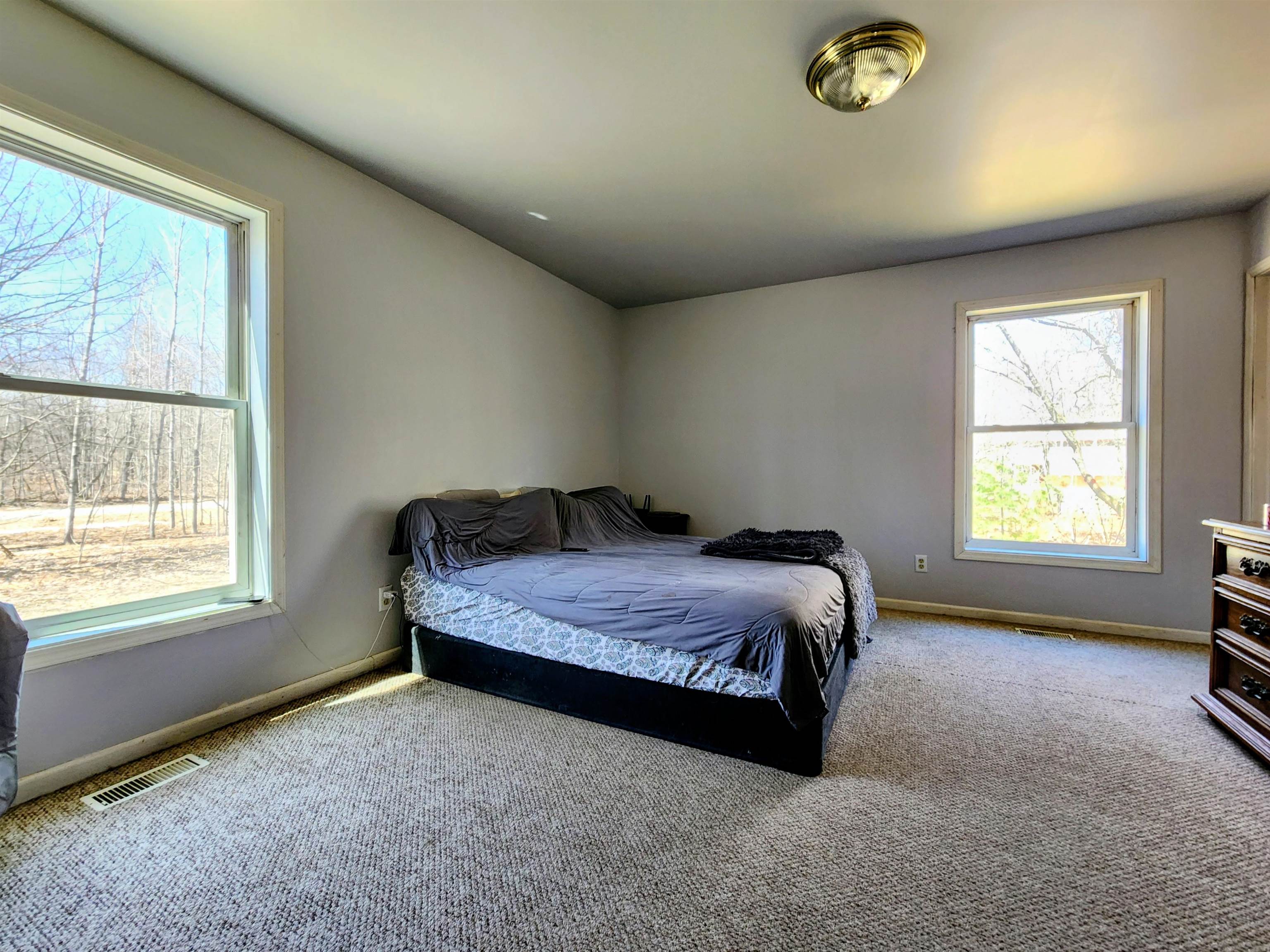 10097 Valley Park Drive Property Photo 11